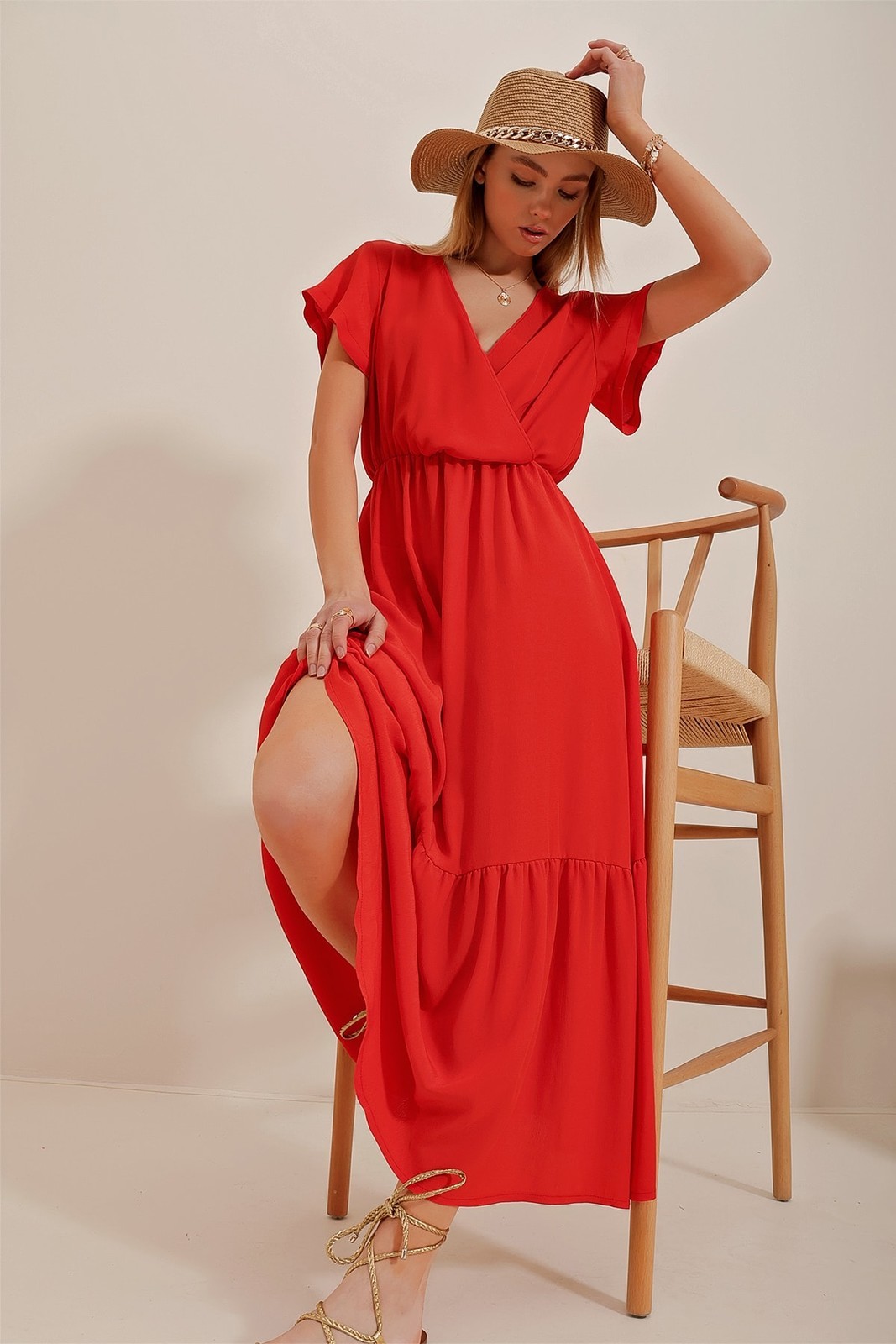 Trend Alaçatı Stili Women's Pomegranate Blossom Double Breasted Neck Maxi Length Crinkle Dress