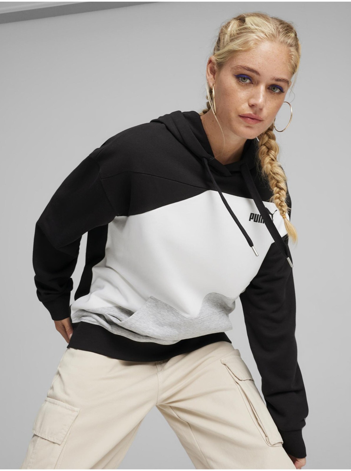 Bielo-čierna dámska mikina s kapucňou Puma Power Hoodie TR