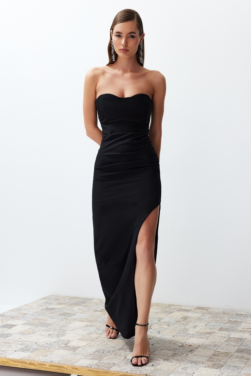 Trendyol Black Body-Sitting Corset Detailed Wedding/Nikah Long Evening Dress