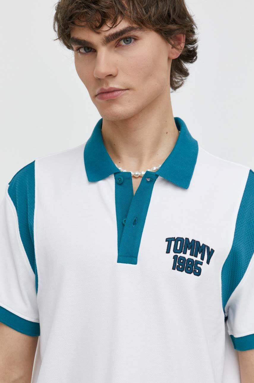 Bavlnené polo tričko Tommy Jeans biela farba, vzorované, DM0DM18919