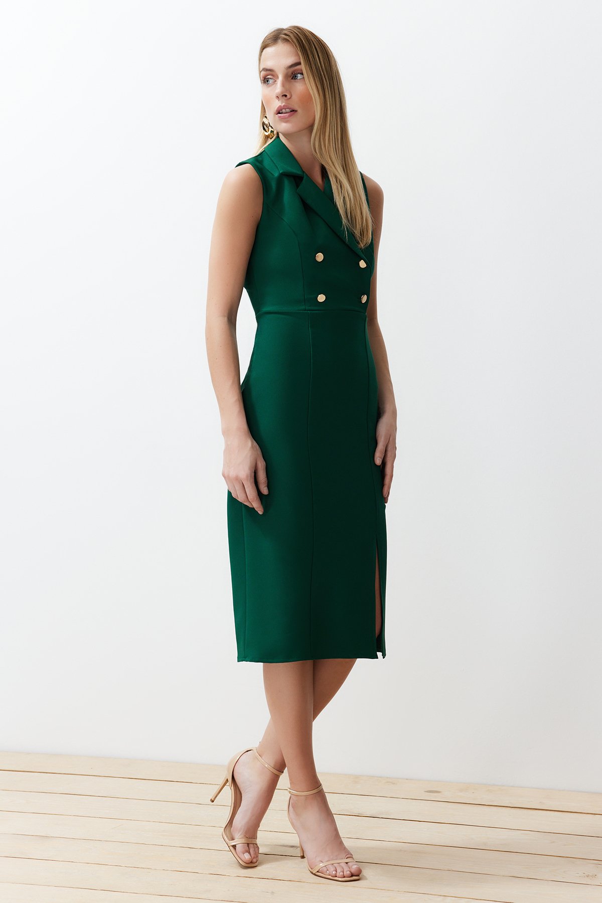 Trendyol Emerald Green Button Detailed Slit Fitted/Sleeping Midi Woven Dress