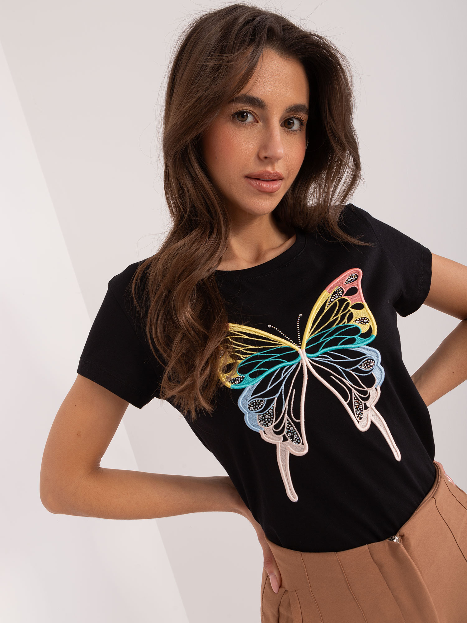Black T-shirt with bow tie BASIC FEEL GOOD