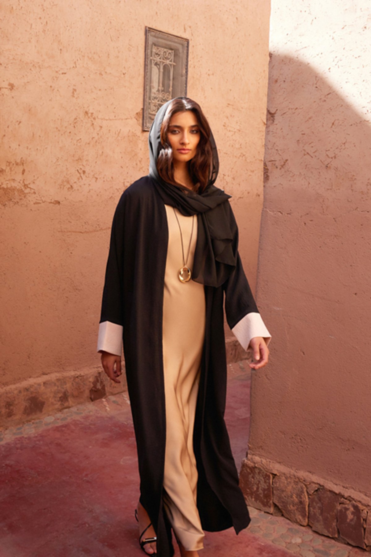 Trendyol Black Color Blocked Aerobin Ferace Abaya & Dress 2-Piece Woven Set