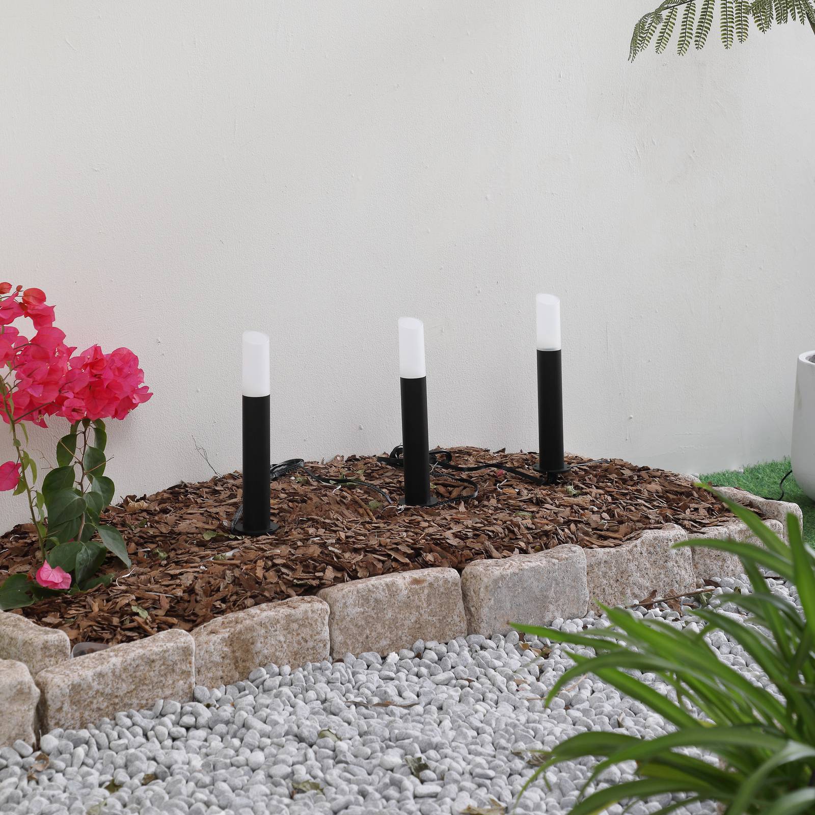 Lindby Smart LED osvetlenie soklovej lišty Elvor, CCT, RGB, Tuya, 3