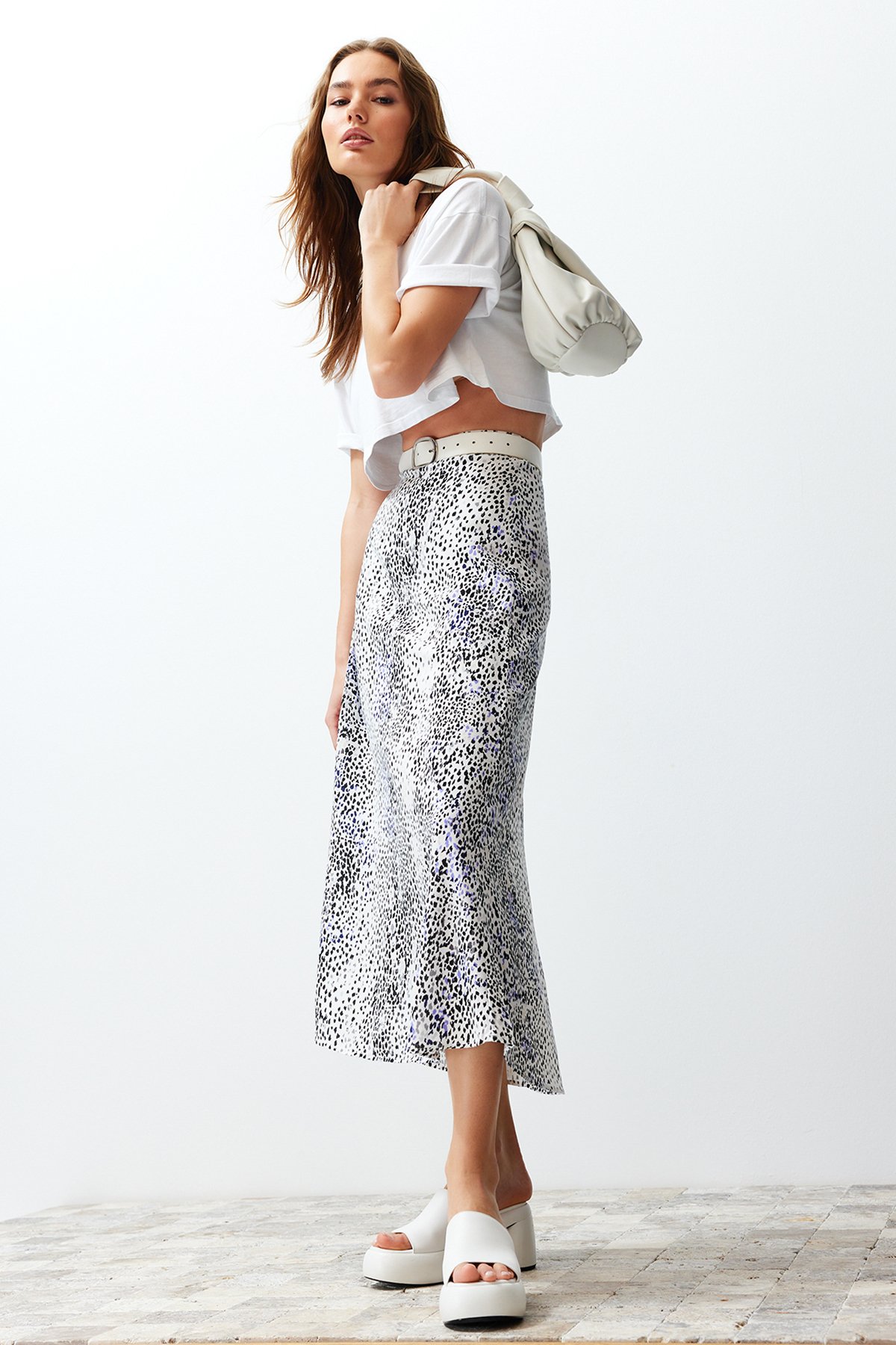 Trendyol Multicolored Animal Patterned Viscose Fabric Midi Woven Skirt