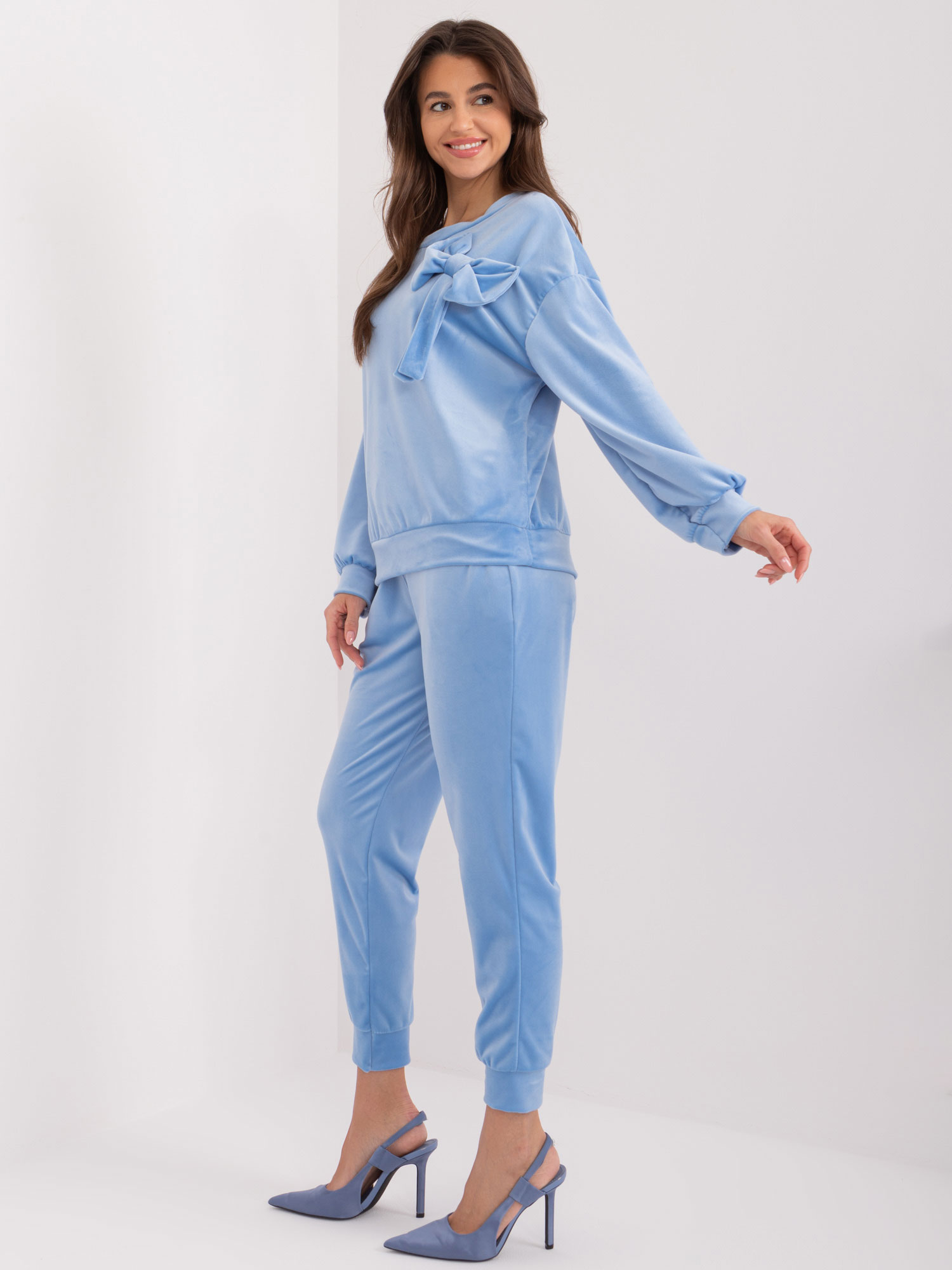 Light blue casual velour set with bow