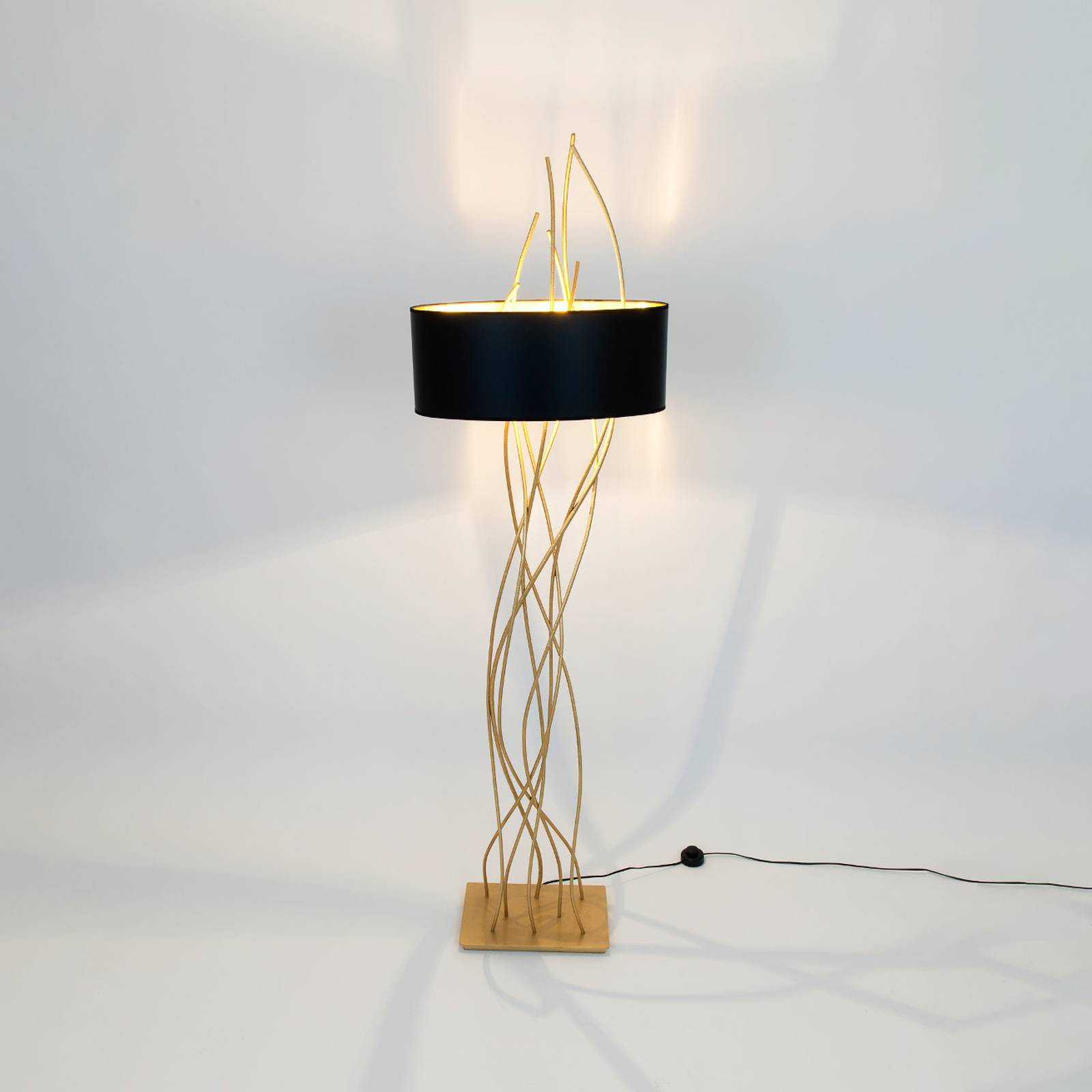 Oválna stojacia lampa Elba, zlatá/čierna, výška 180 cm, železo