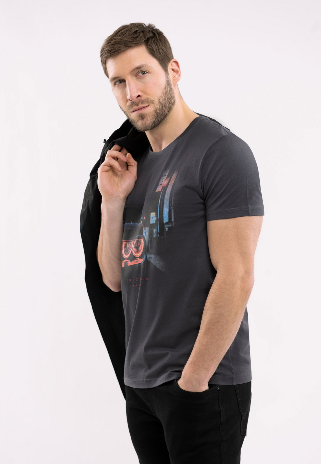 Volcano Man's T-Shirt T-Iver