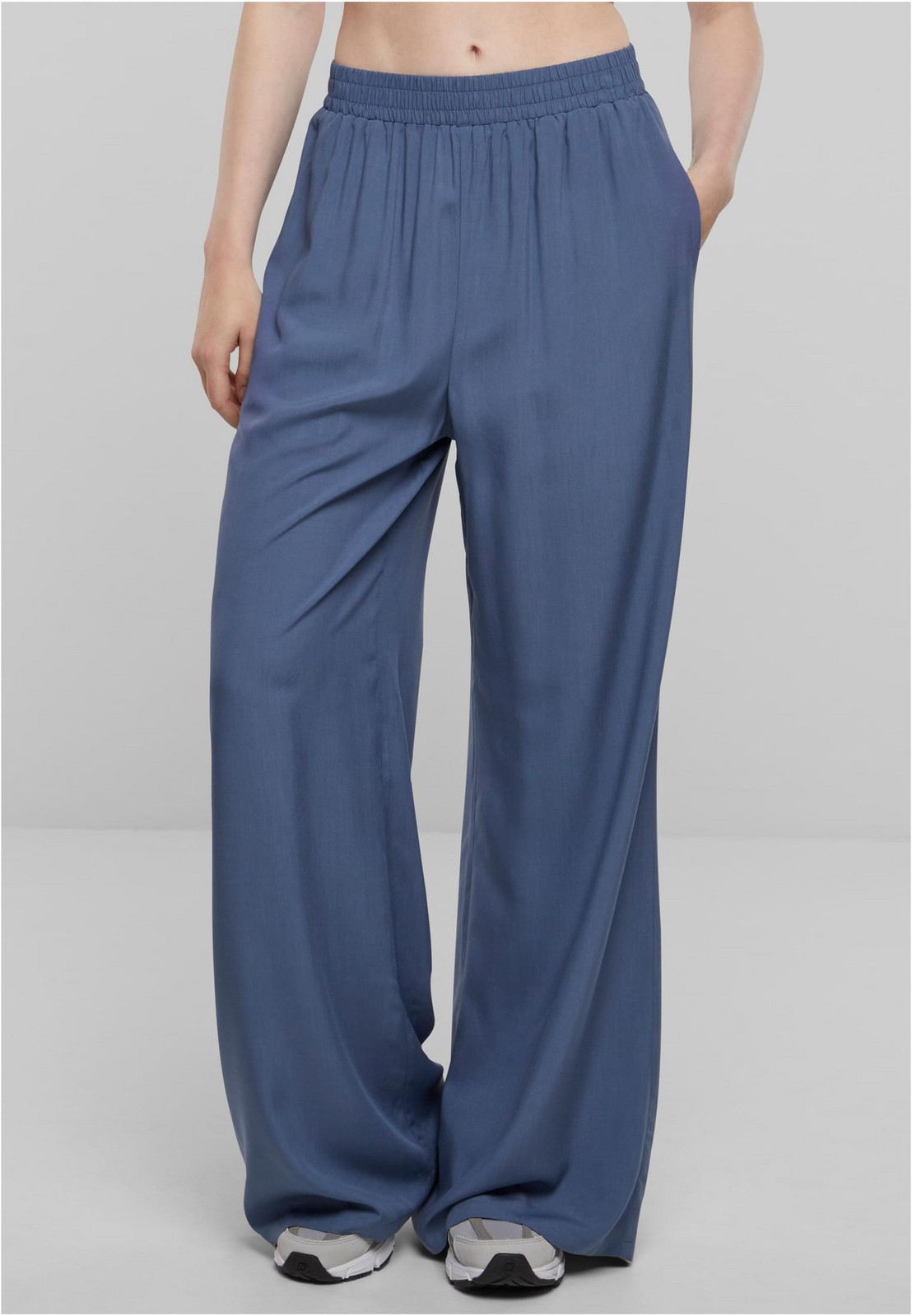 Women's viscose trousers with wide legs - blue