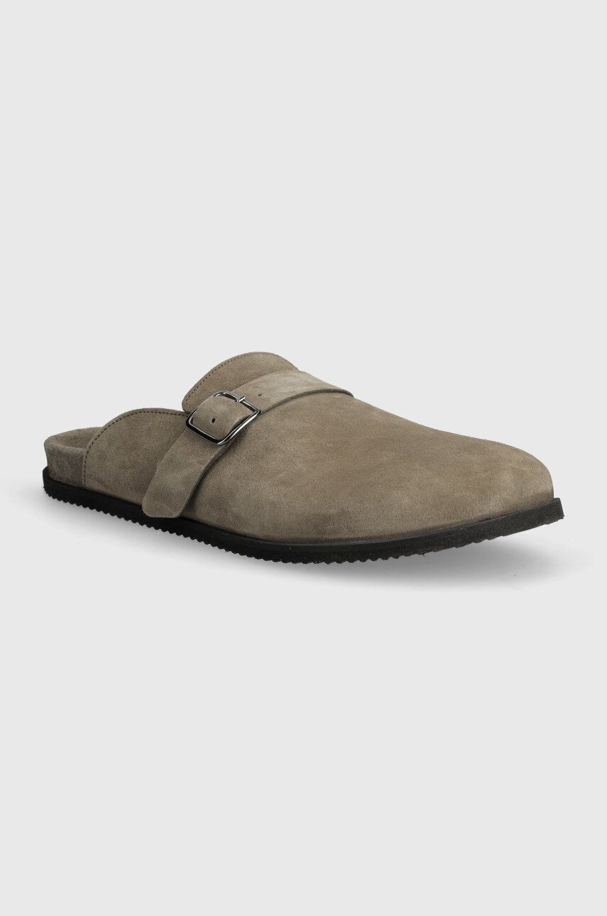 Semišové šľapky GARMENT PROJECT Blake Clog pánske, šedá farba, GPF2550