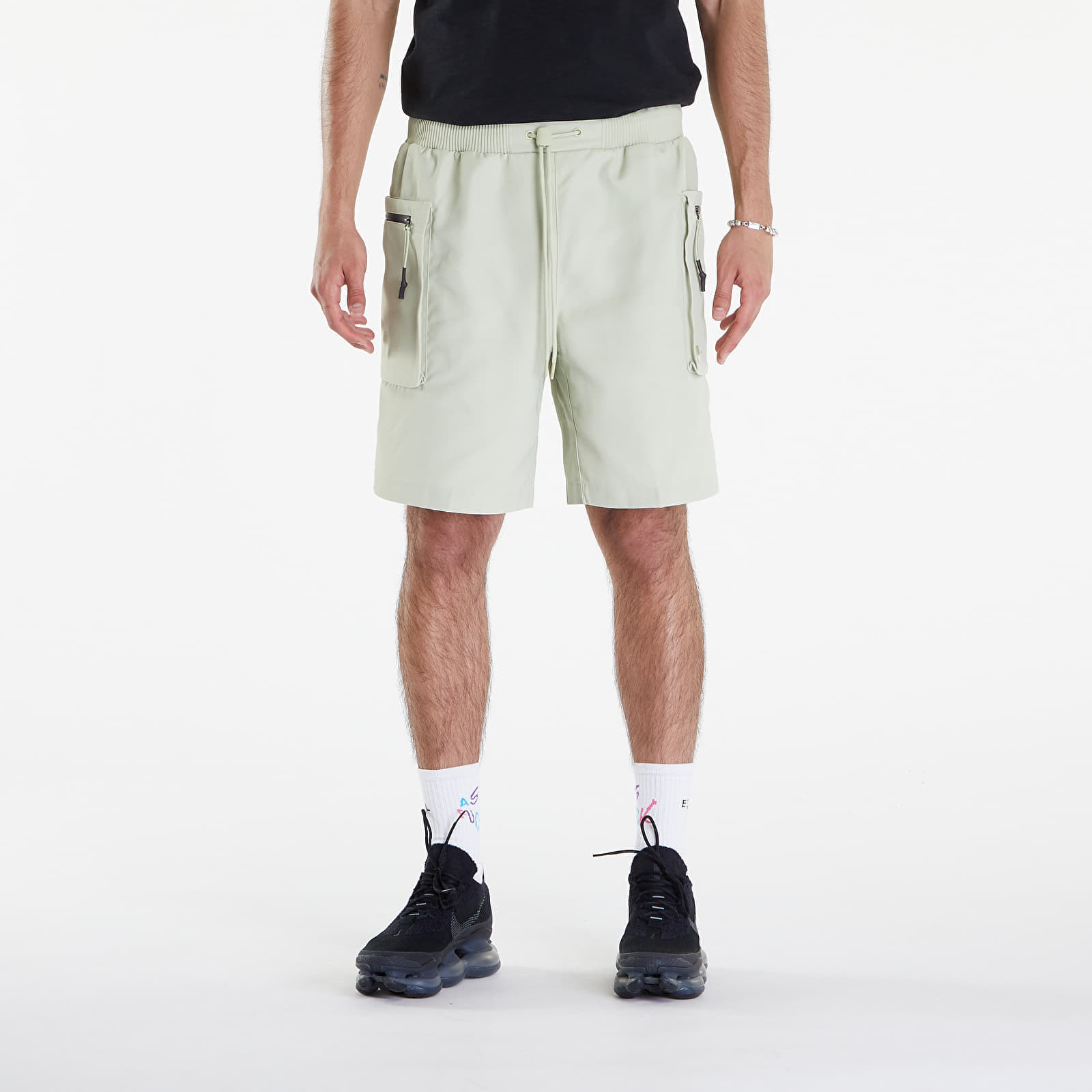 Nike Sportswear Tech Pack Men's Woven Utility Shorts Olive Aura/ Black/ Olive Aura