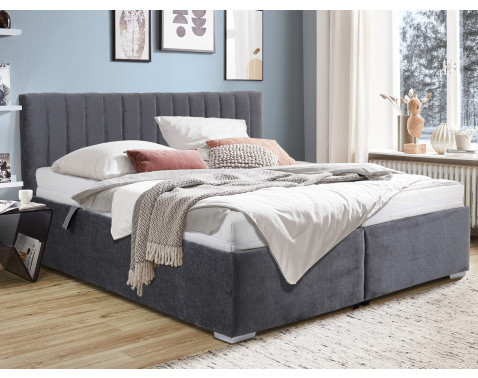 Posteľ Gita 180x200 cm, dymovo šedá látka, s matracmi%