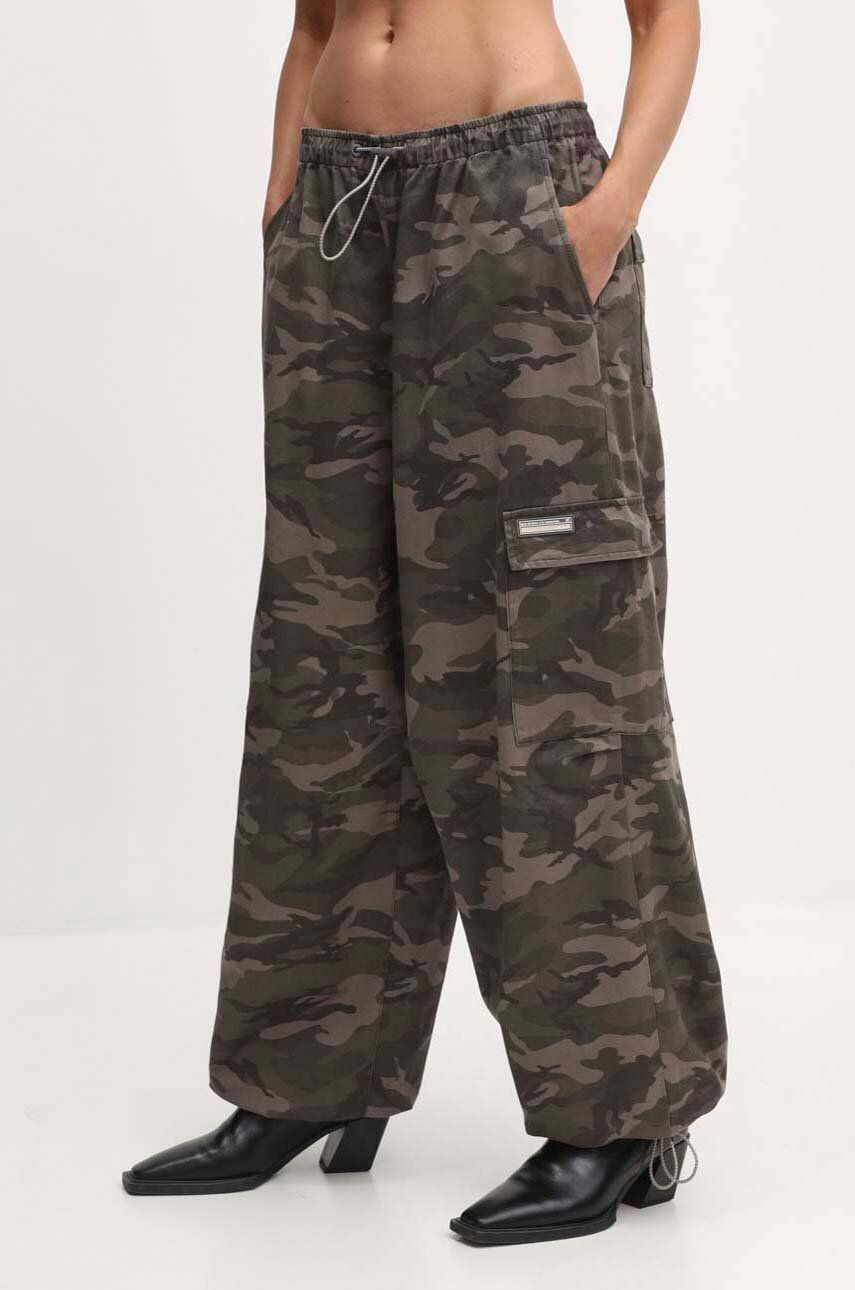 Bavlnené nohavice Miss Sixty 6L2PJ2080000 PJ2080 zelená farba, strih cargo, vysoký pás, 6L2PJ2080000