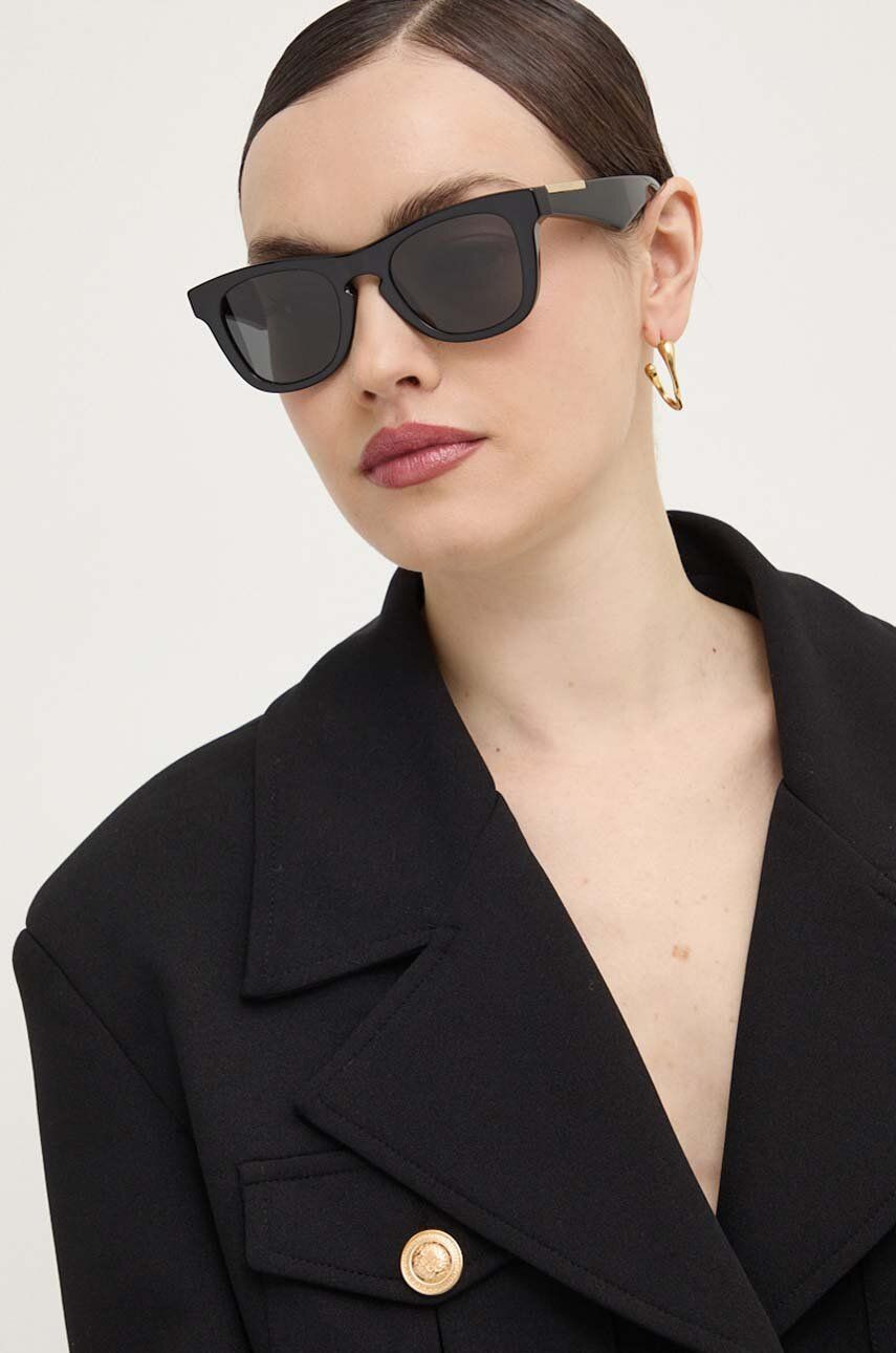 Slnečné okuliare Burberry dámske, čierna farba, 0BE4426