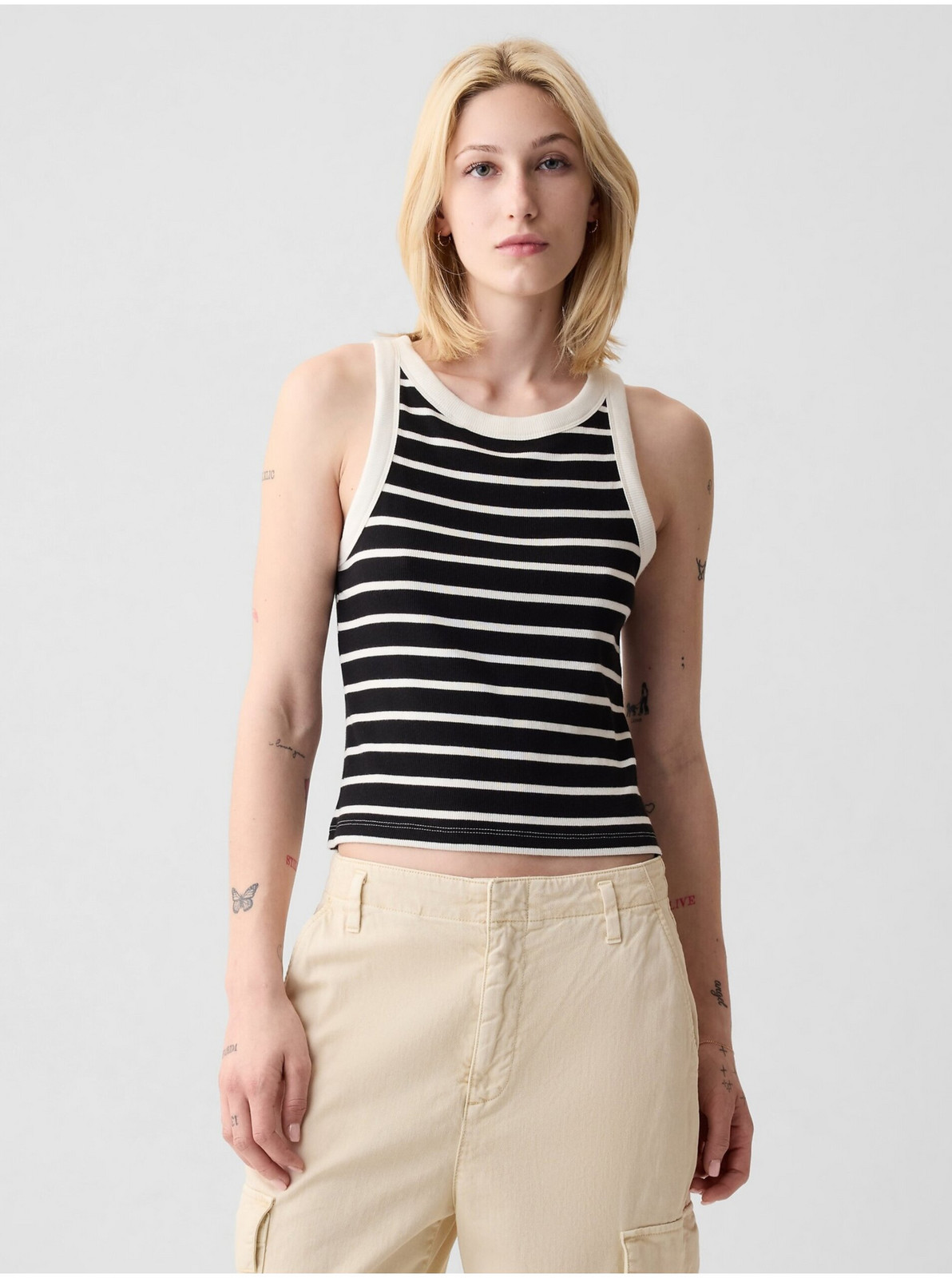 Čierny dámsky pruhovaný crop top GAP