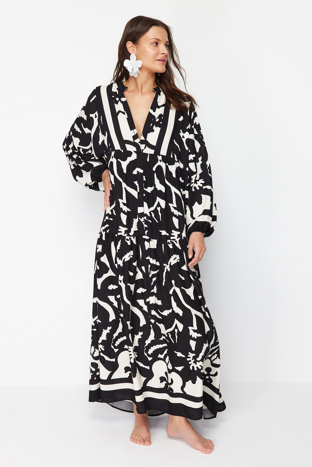 Trendyol Abstract Patterned Wide Mold Maxi Woven Beach Dress