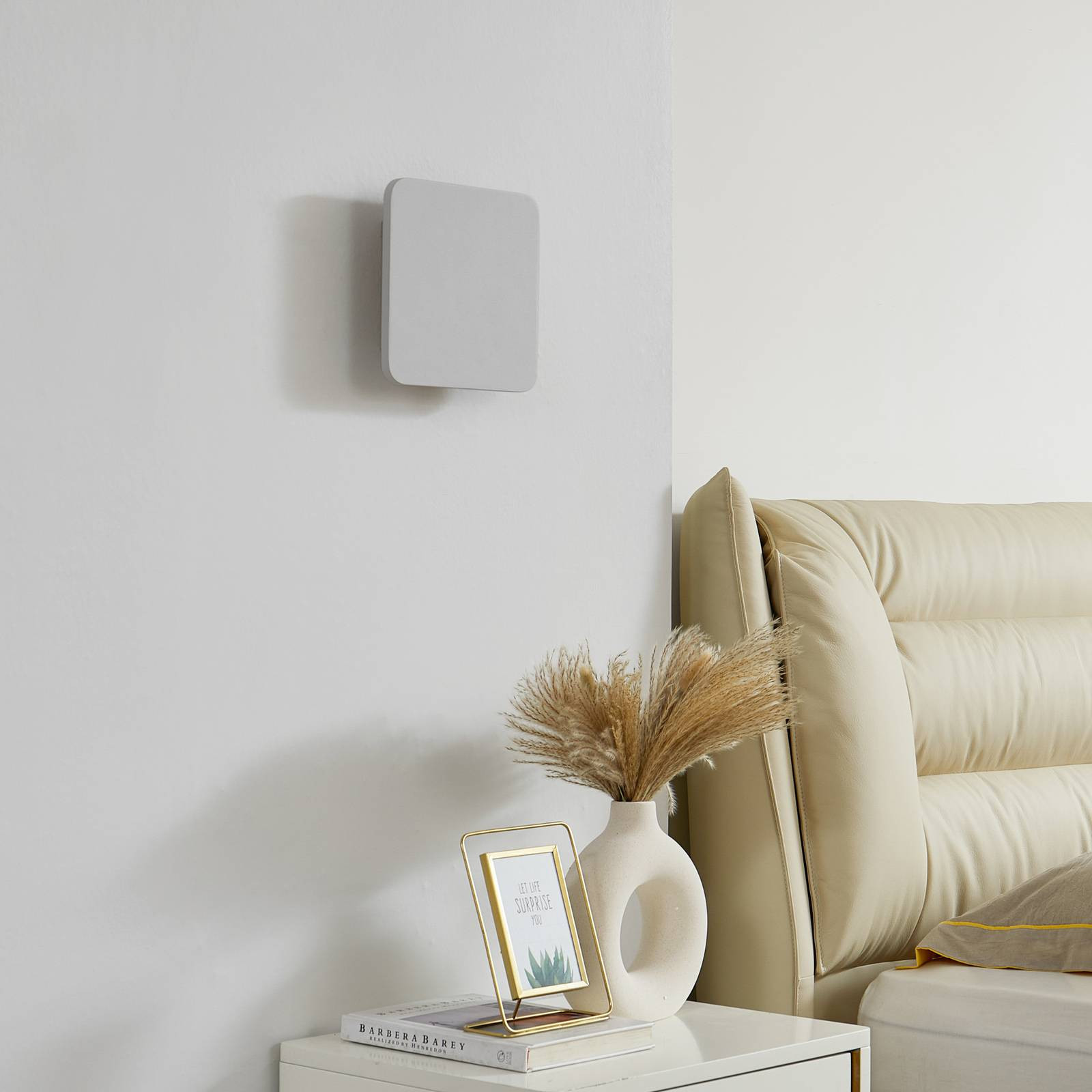 Nástenné svietidlo Lucande Elrik LED, hranaté, biele