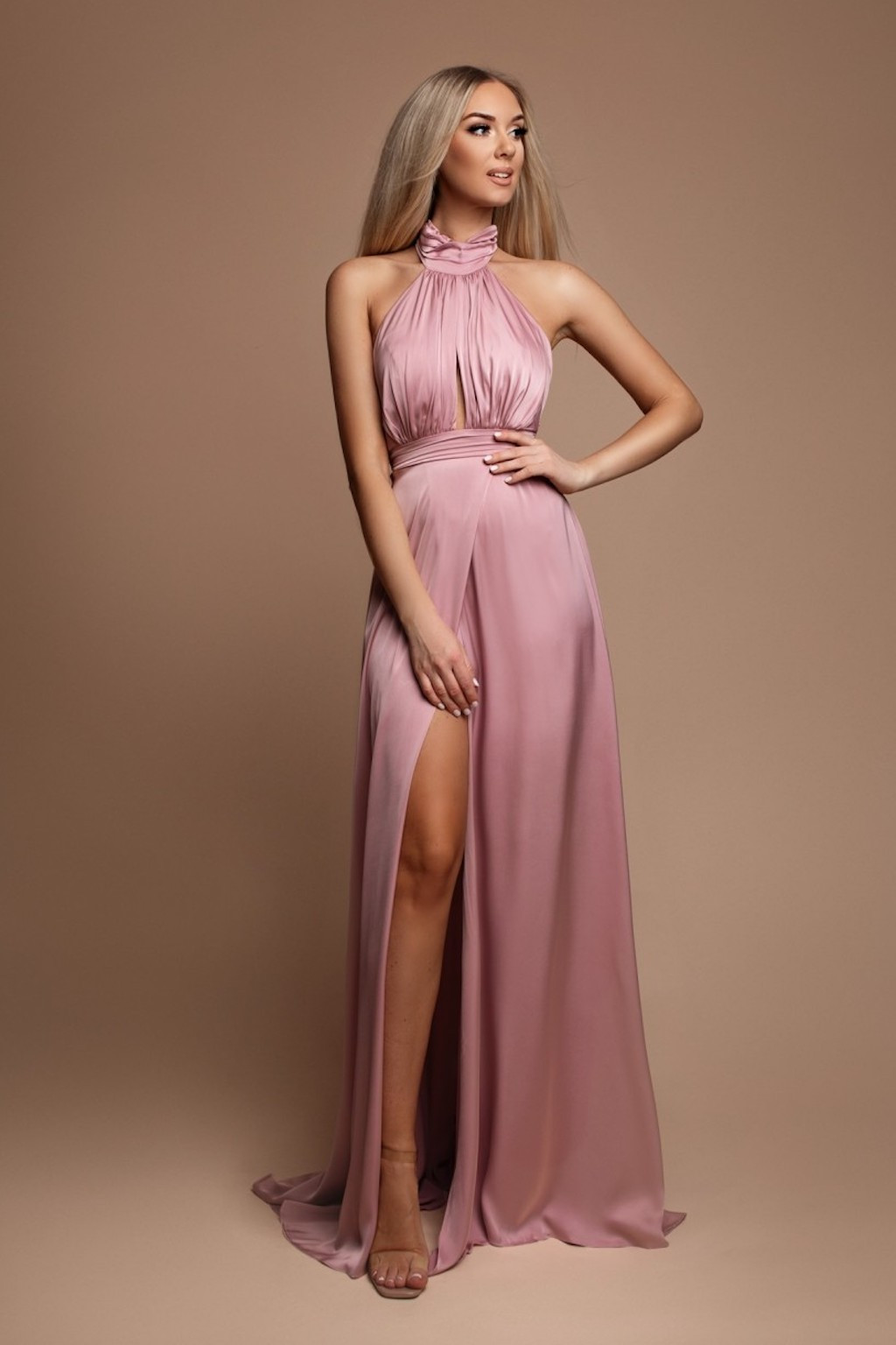 Staroružové saténové šaty s rozparkom Veľkosť: S