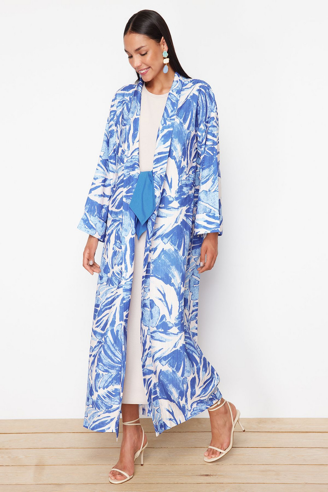 Trendyol Fuchsia Tropical Patterned Long Woven Kimono & Kaftan