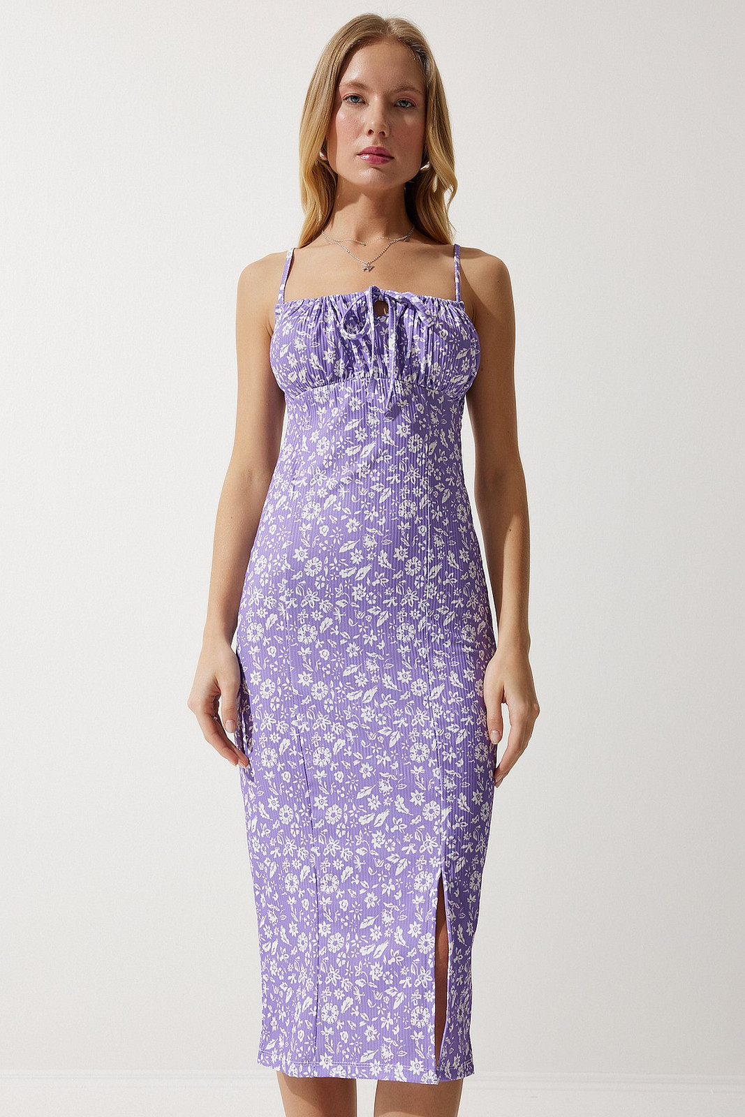 Happiness İstanbul Women's Vibrant Lilac Floral Slit Summer Knitted Dress