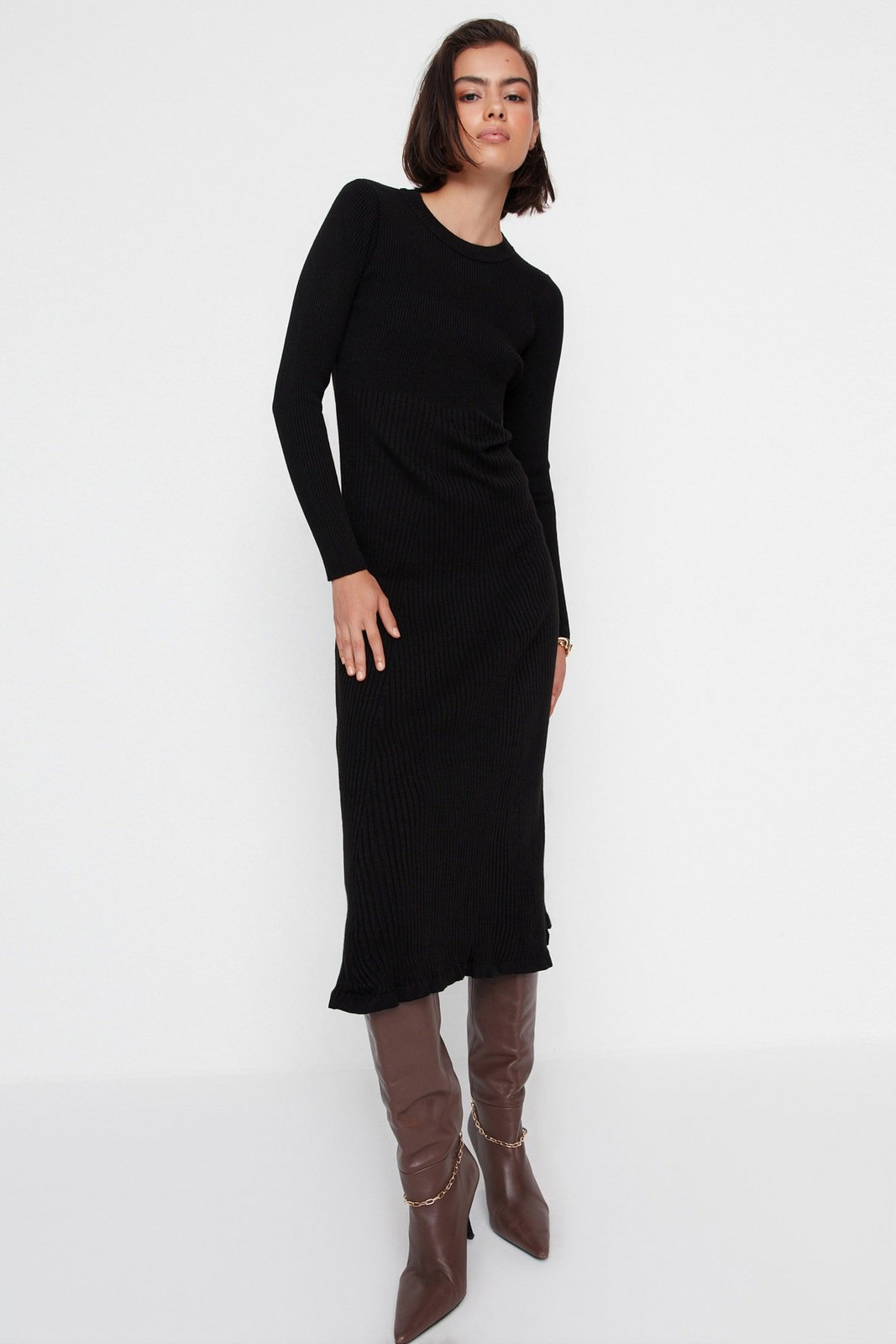 Trendyol Black Midi Sweater With Crew Neck Dress