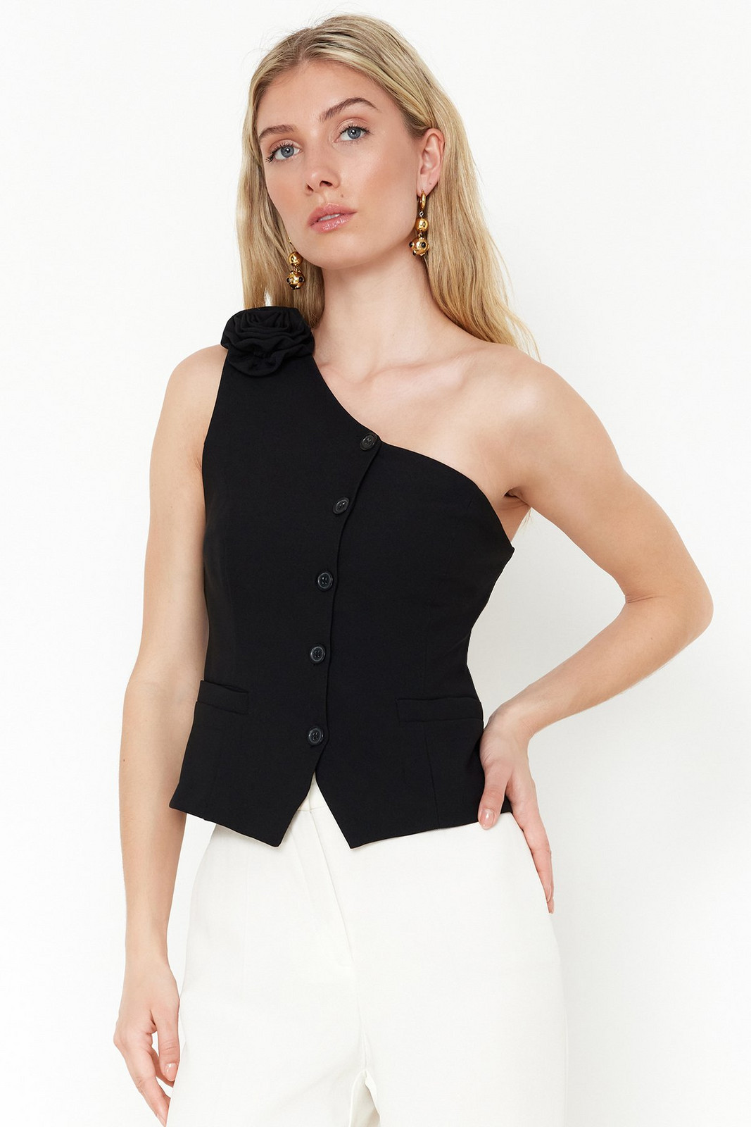 Trendyol Black Fitted Fitted Limited Edition One Shoulder Rose Detailed Woven Vest