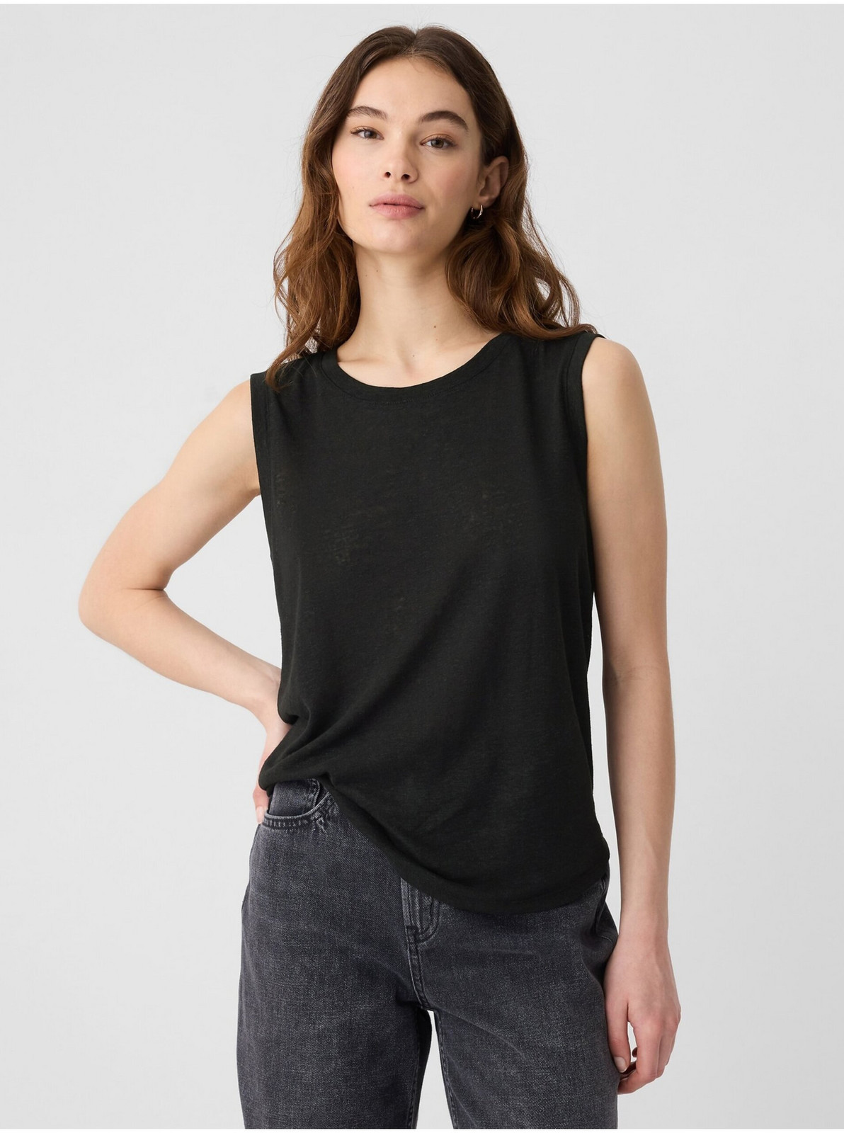 Čierny ľanový top bez rukávov GAP