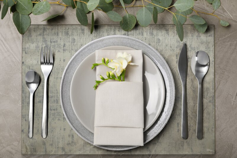 ArtFir Prestieranie ALINA 30 x 40 cm STRIEBORNÝ