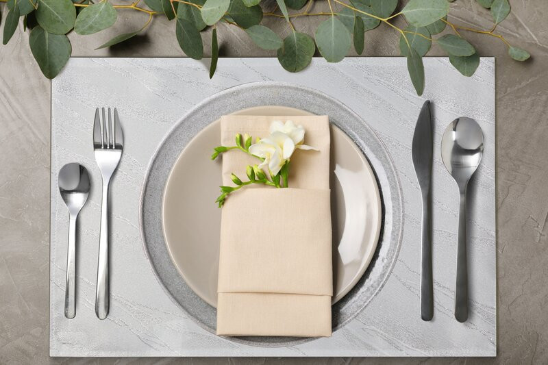 ArtFir Prestieranie ERIKA 30 x 40 cm BIELY