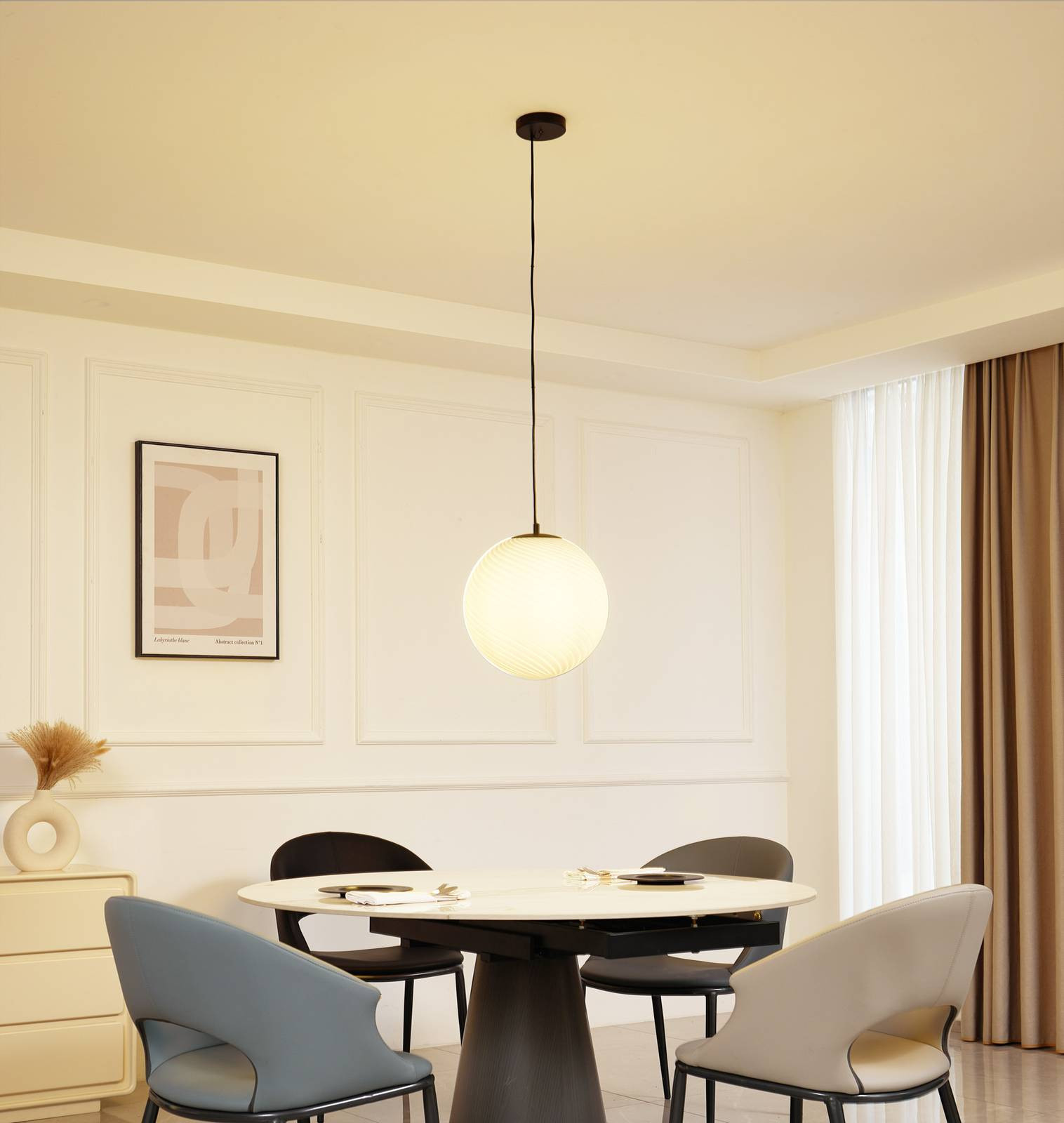 Závesné svietidlo Lucande Kestralia, biele, sklo, Ø 36,8 cm, E27