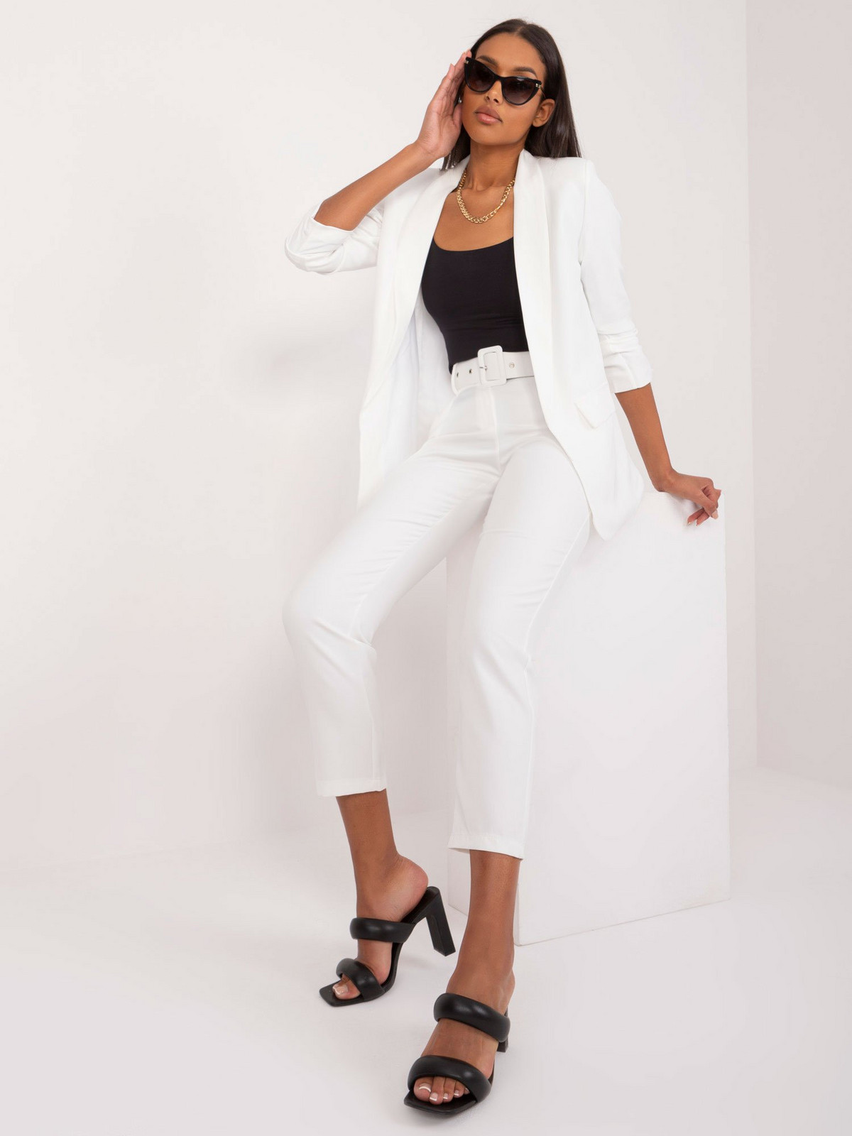 White suit trousers with pockets OH BELLA