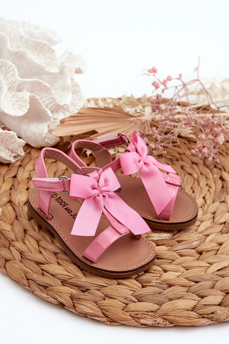 Patent leather children's sandals with Velcro bow, pink Joratia