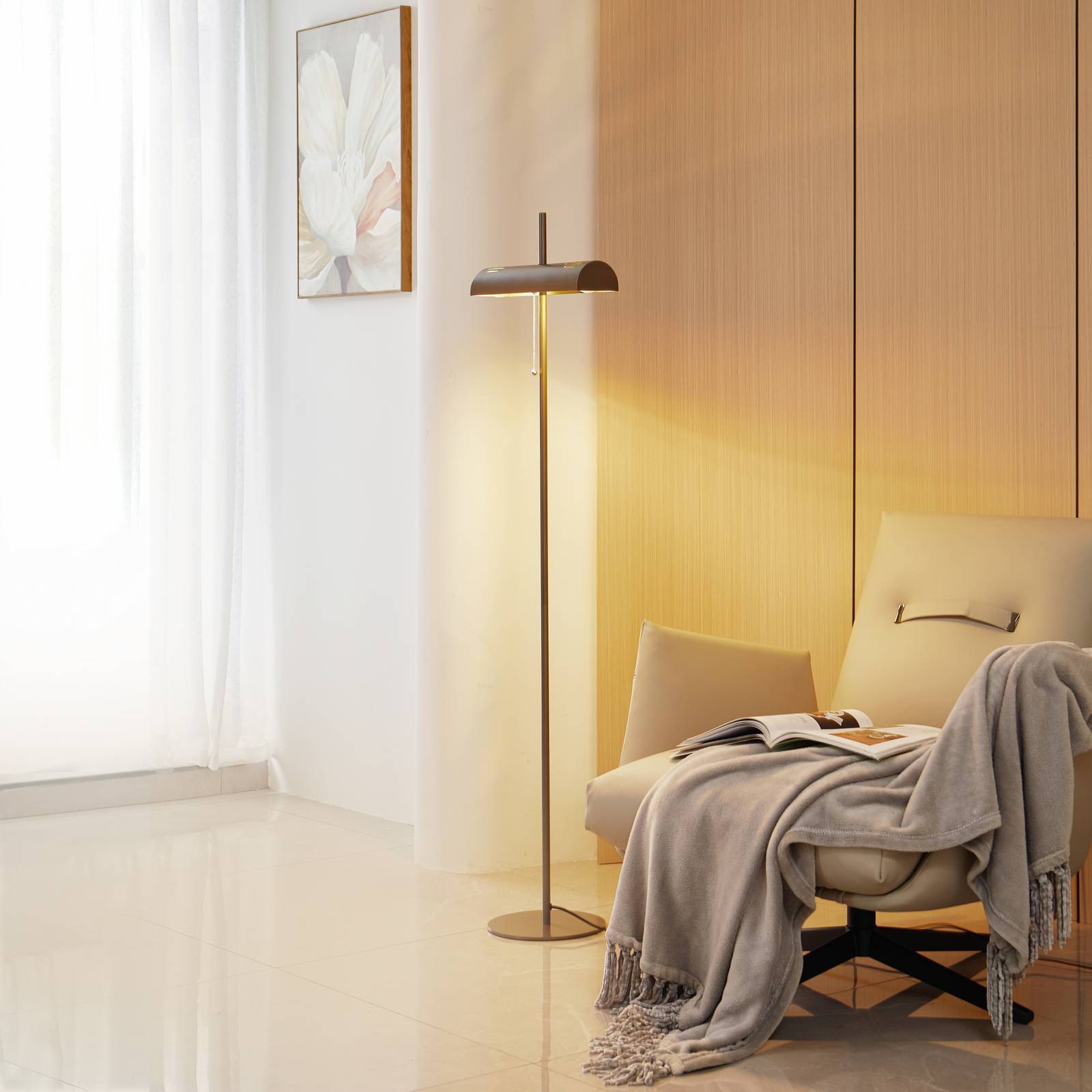 Stojacia lampa Lucande Nysira, čierna, dvojlampa