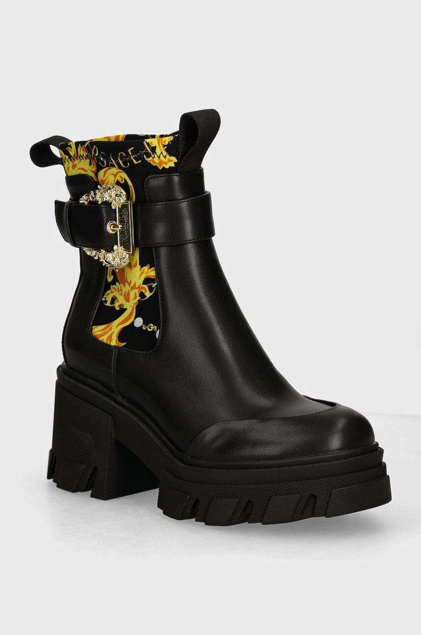 Členkové topánky Versace Jeans Couture Sophie dámske, čierna farba, na podpätku, 77VA3S84 ZS867 G89