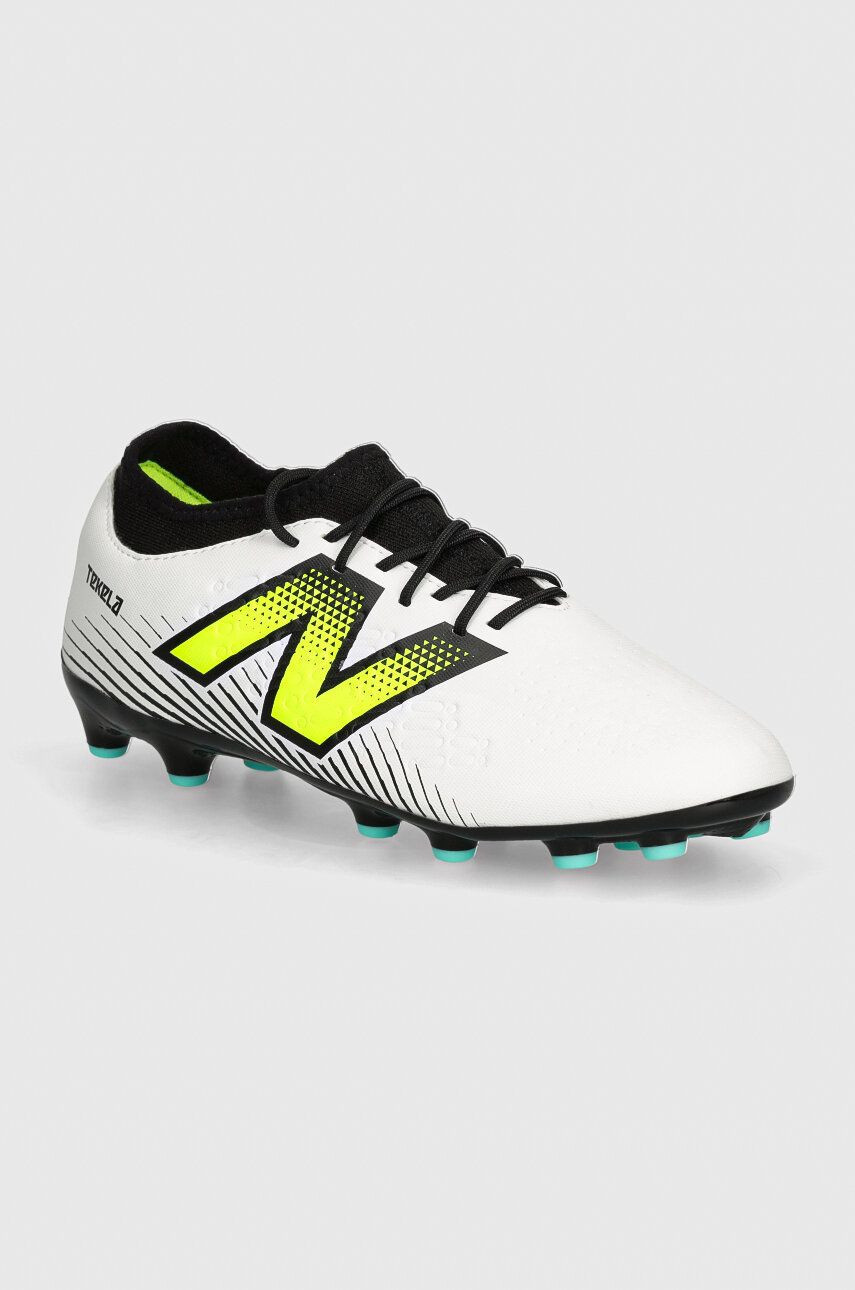 Kopačky New Balance korki Tekela Magique Ag V4+ biela farba, ST3AH45