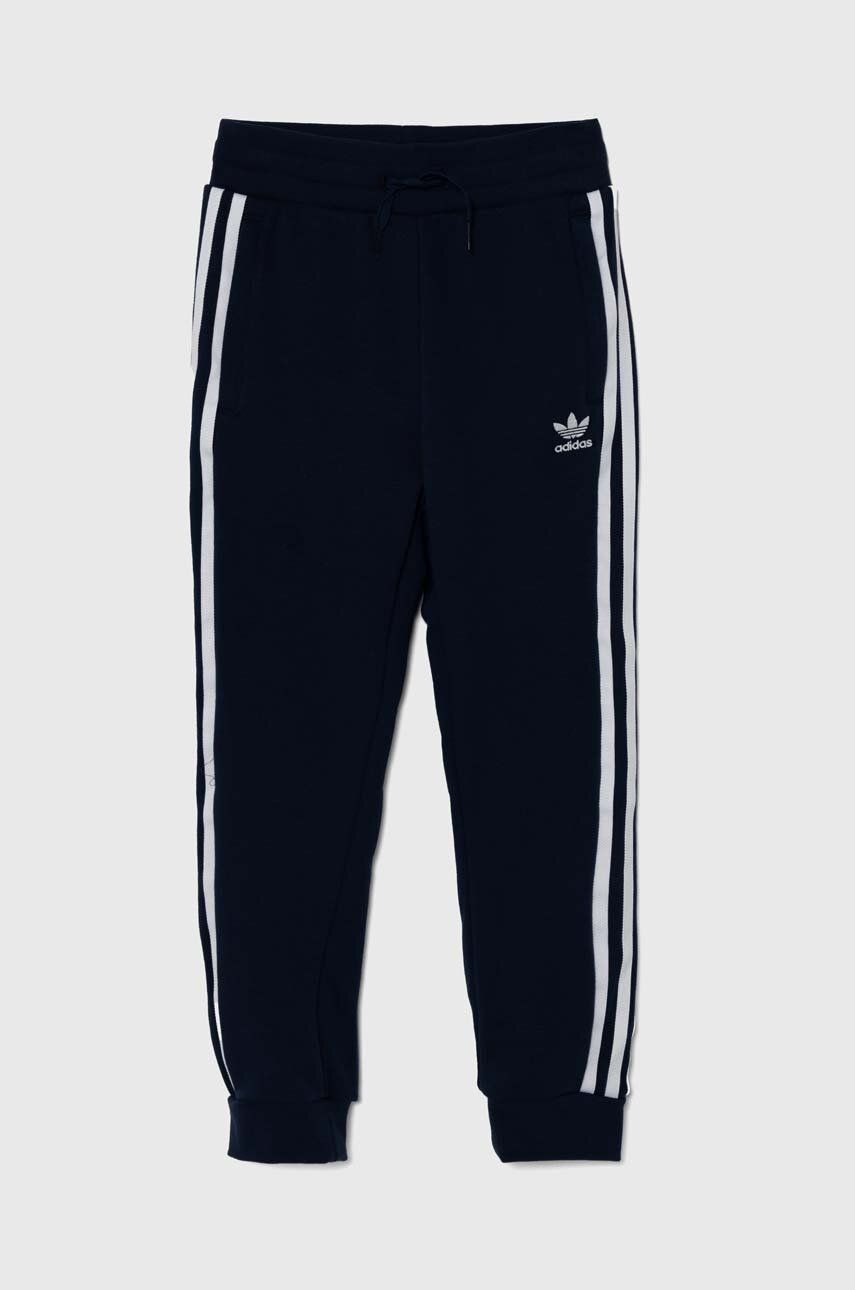 Detské tepláky adidas Originals TREFOIL PANTS tmavomodrá farba, s nášivkou, IY7486