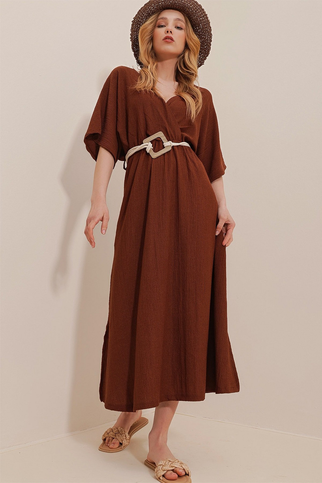 Trend Alaçatı Stili Women's Brown Double Breasted Collar Waist Belted Midi Dress