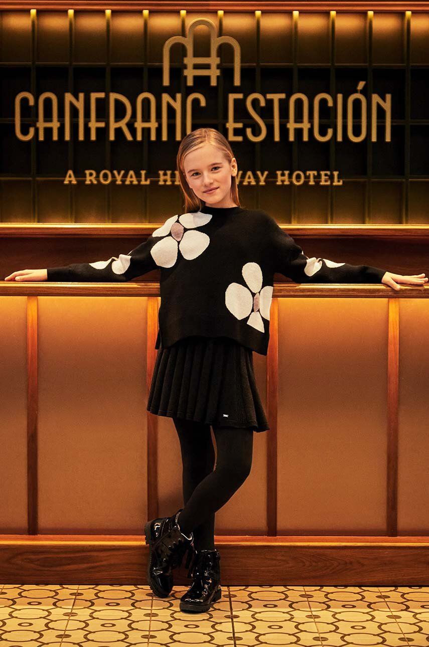 Dievčenská sukňa Mayoral čierna farba, mini, áčkový strih, 7969