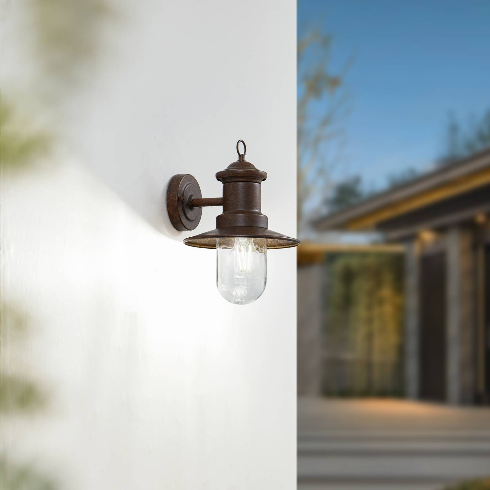 Vonkajšie nástenné svietidlo Lindby Eloretta, hrdza, oceľ, výška 31 cm