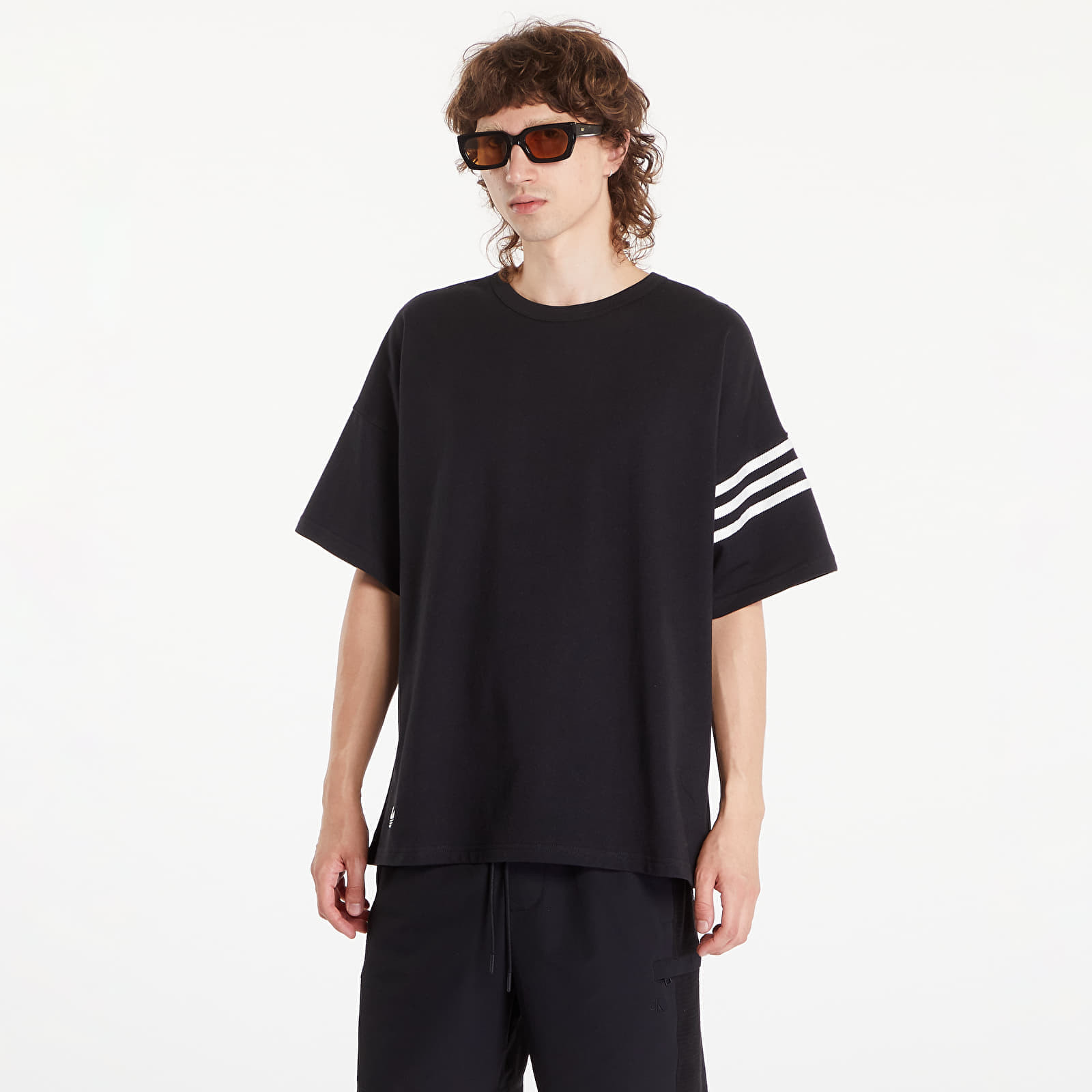 Tričko adidas Neuclassics Tee Black L