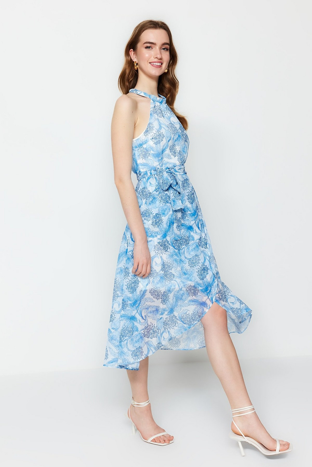 Trendyol Blue Belted Midi tkané podšívky Flounce kvetinové tkané šaty