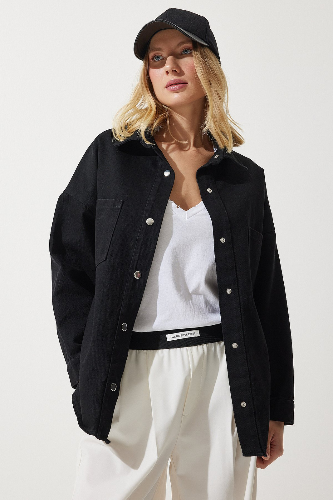Happiness İstanbul Women's Black Oversize Gabardine Jacket with Pockets