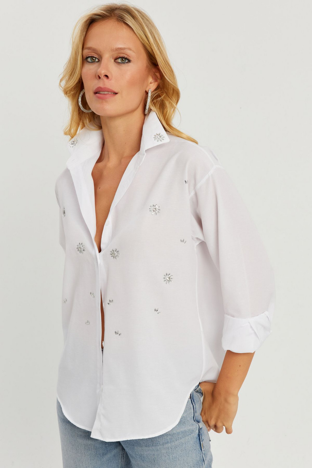 Cool & Sexy Women's White Jewelled Shirt