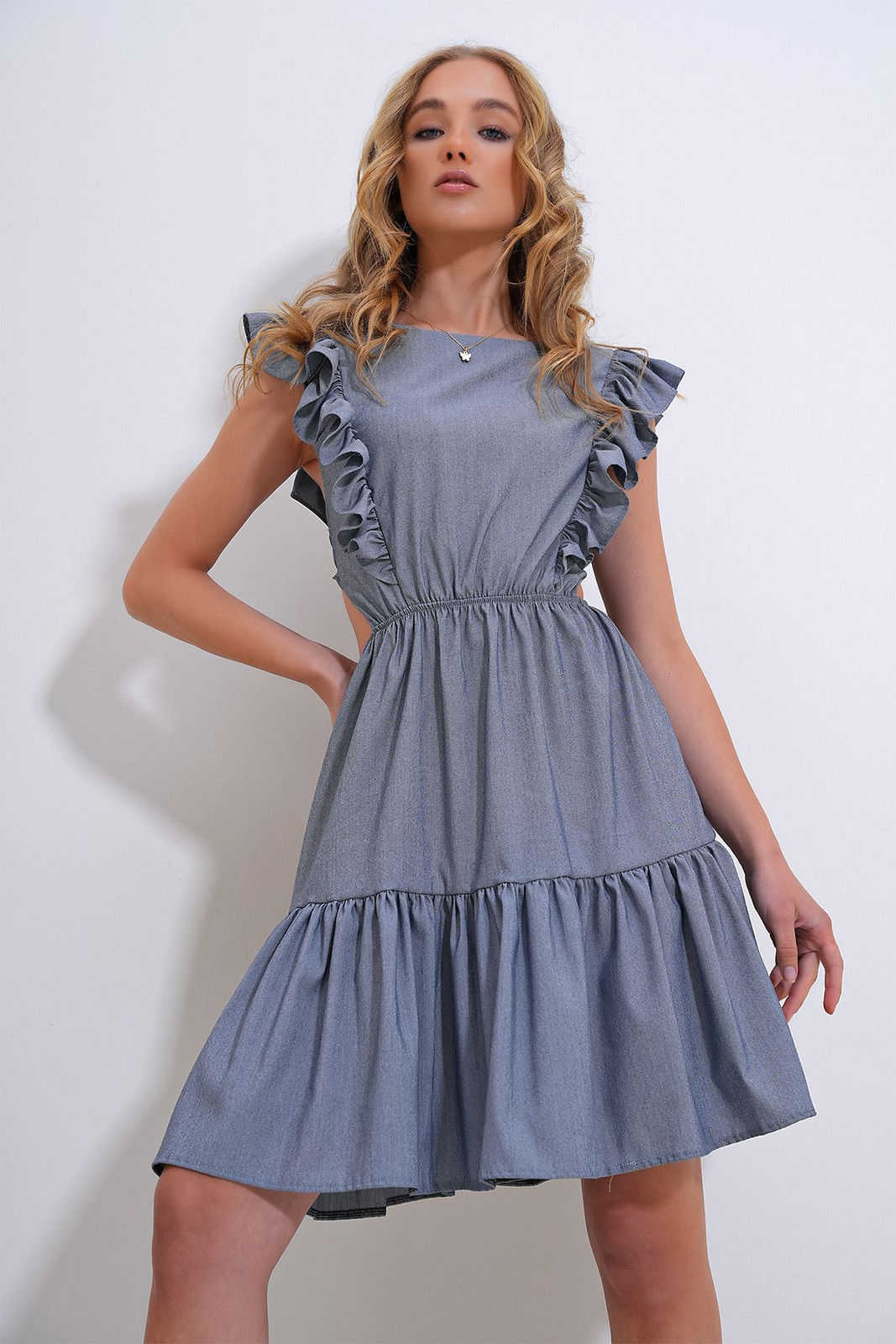 Trend Alaçatı Stili Women's Gray Boat Neck Low-cut Waist Poplin Dress