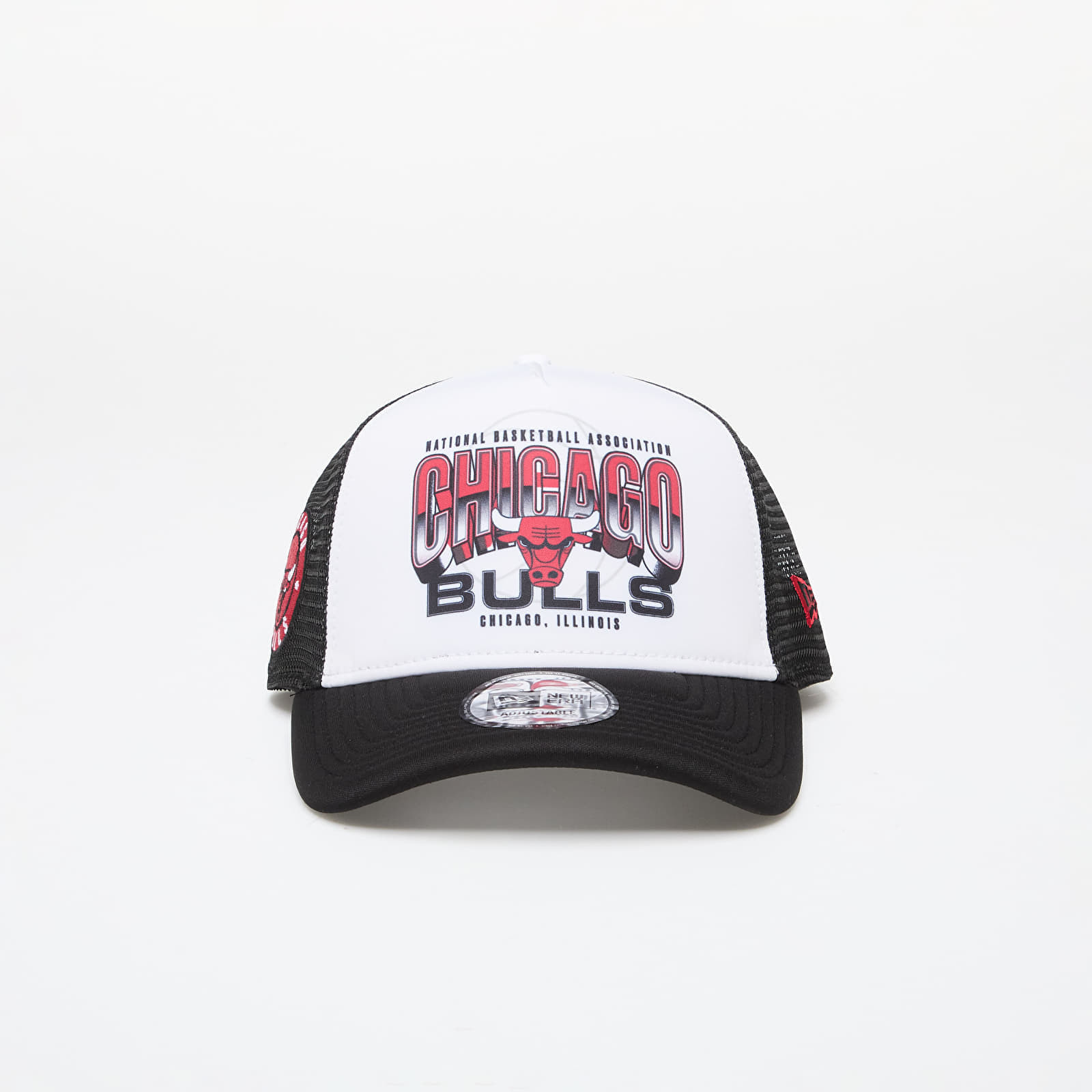 Šiltovka New Era Chicago Bulls NBA Team Colour 9FORTY E-Frame Adjustable Trucker Cap Black/ Front Door Red Universal