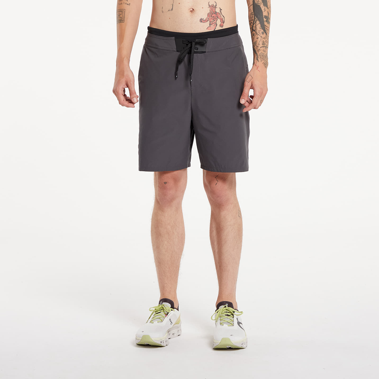 Šortky On Performance Hybrid Short Shadow M