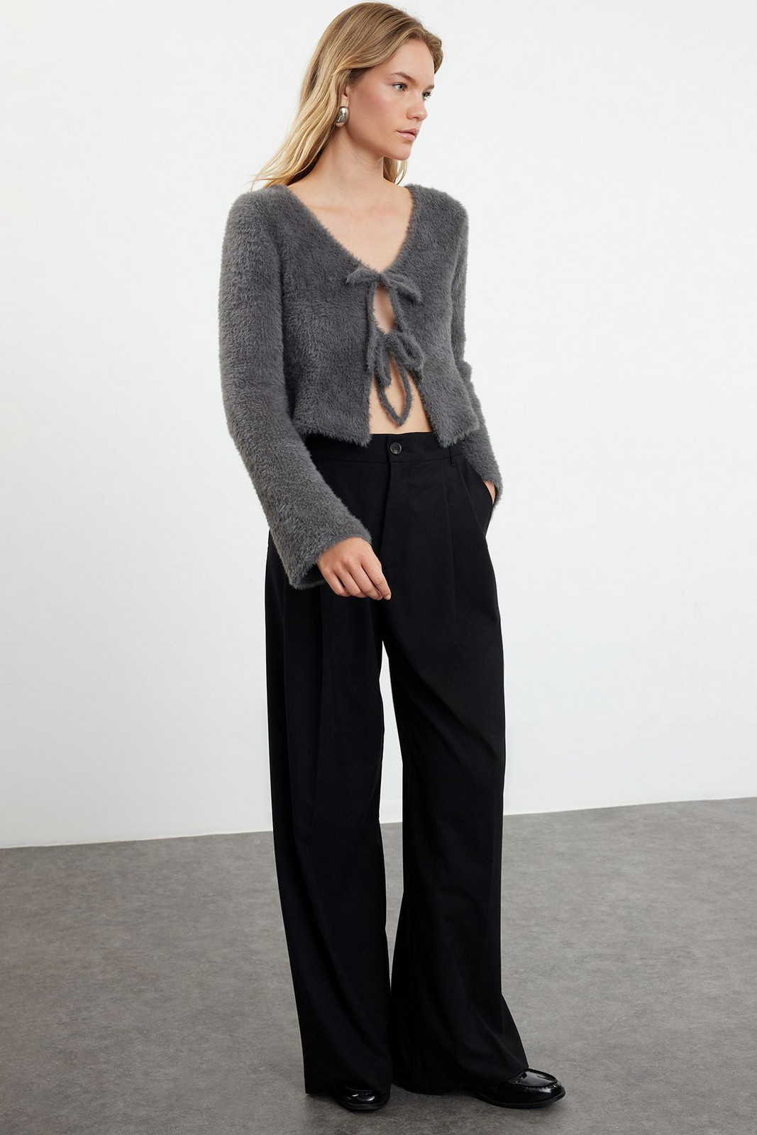 Trendyol Anthracite Crop Feather Tie Detailed Knitwear Cardigan