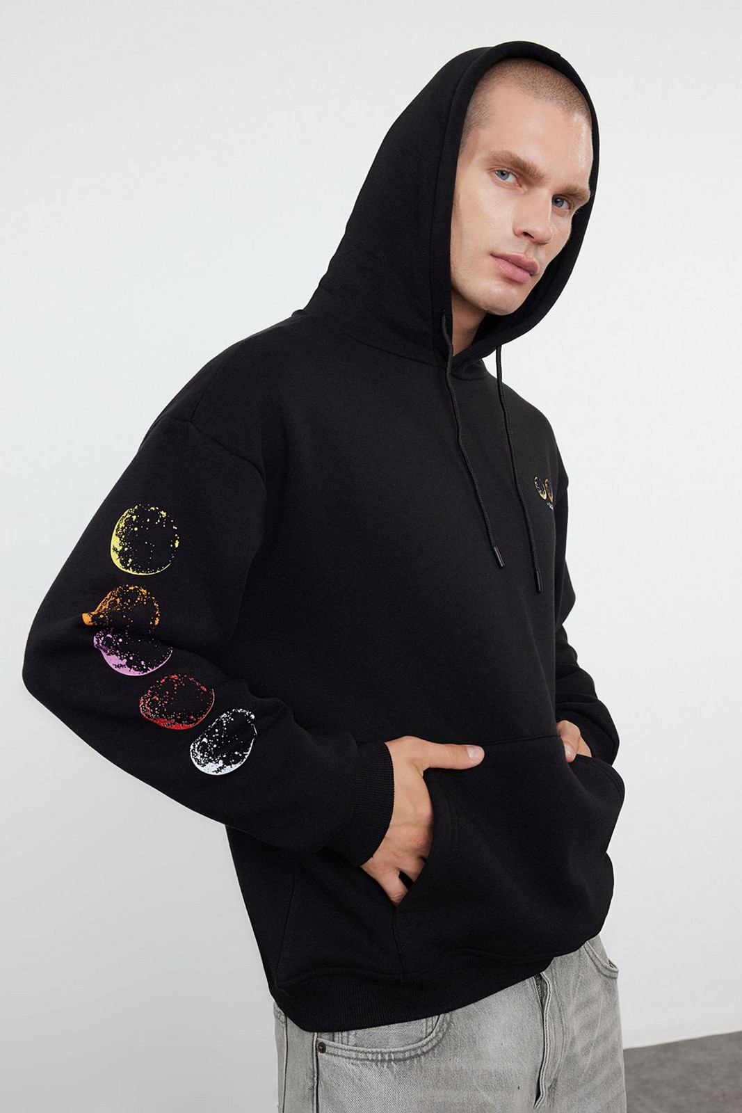 Trendyol Black Oversize/Wide Cut Hooded Sweatshirt with Fleece Inside Reflective Print