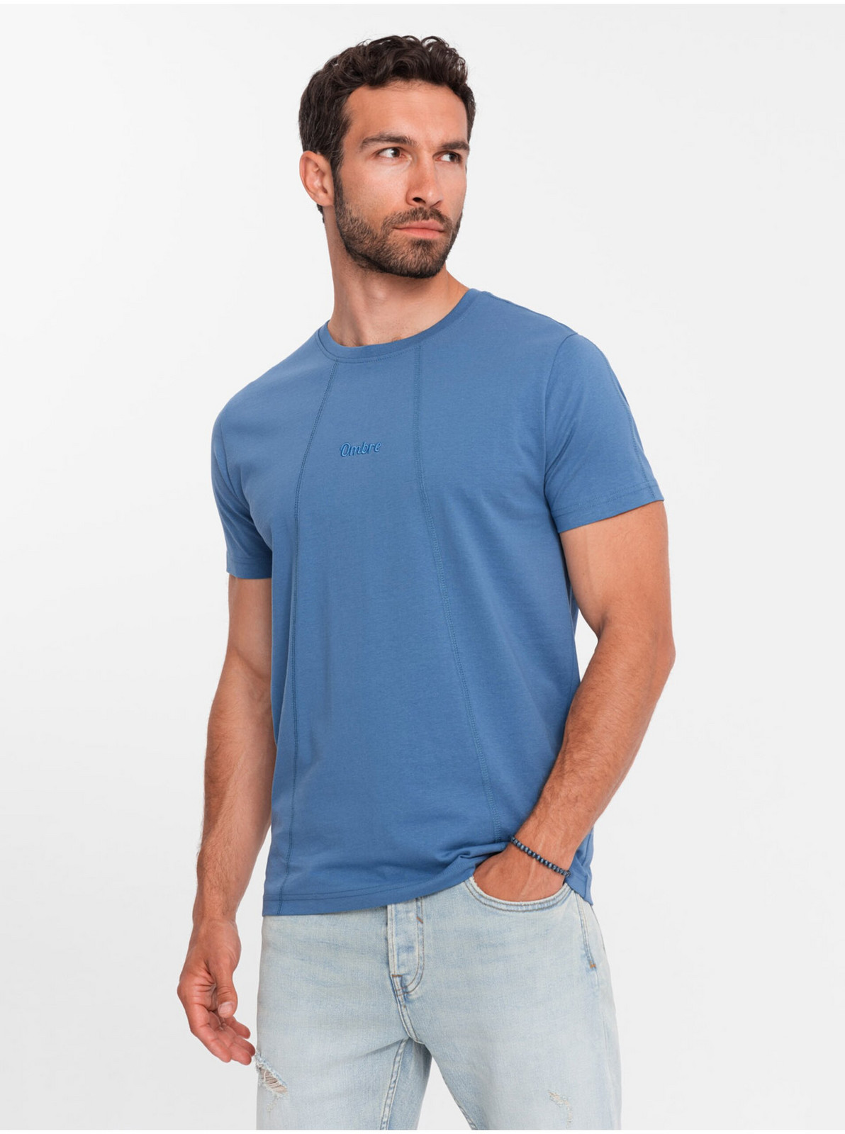 Modré pánske tričko s jemnou výšivkou Ombre Clothing