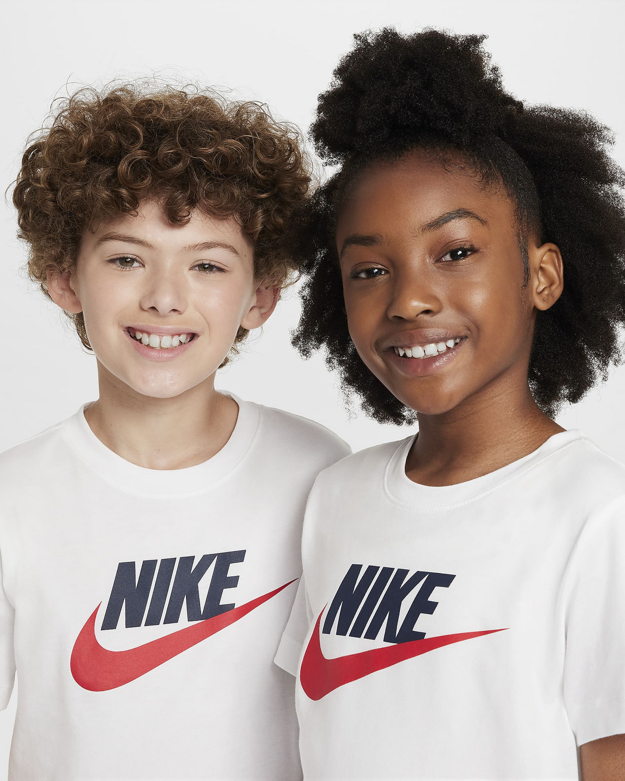 Nike Sportswear Futura Tee Kids Veľkosť: S